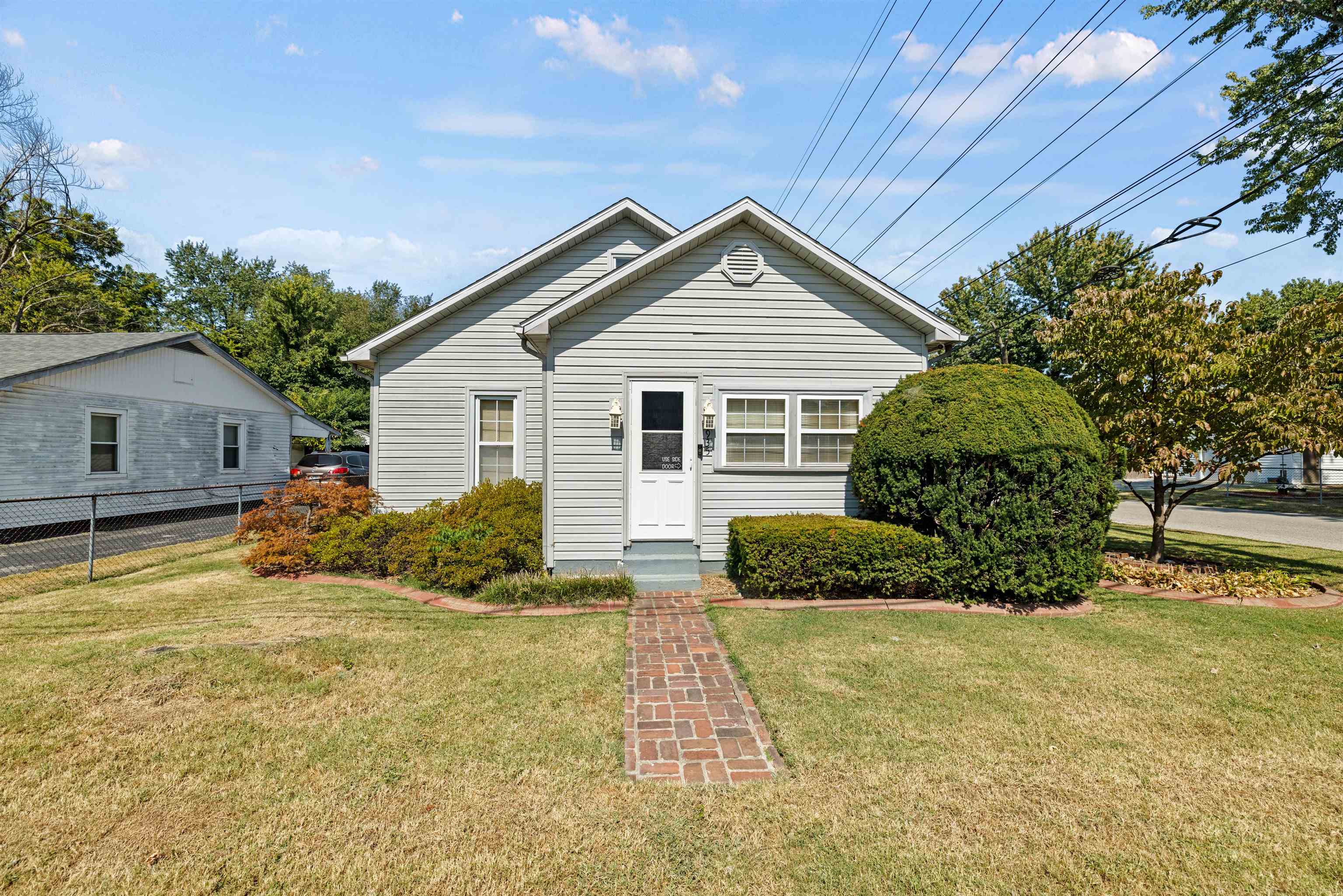 1935 McCulloch Ave, Owensboro, Kentucky 42303, 2 Bedrooms Bedrooms, ,1 BathroomBathrooms,Ranch,For Sale,McCulloch Ave,90616