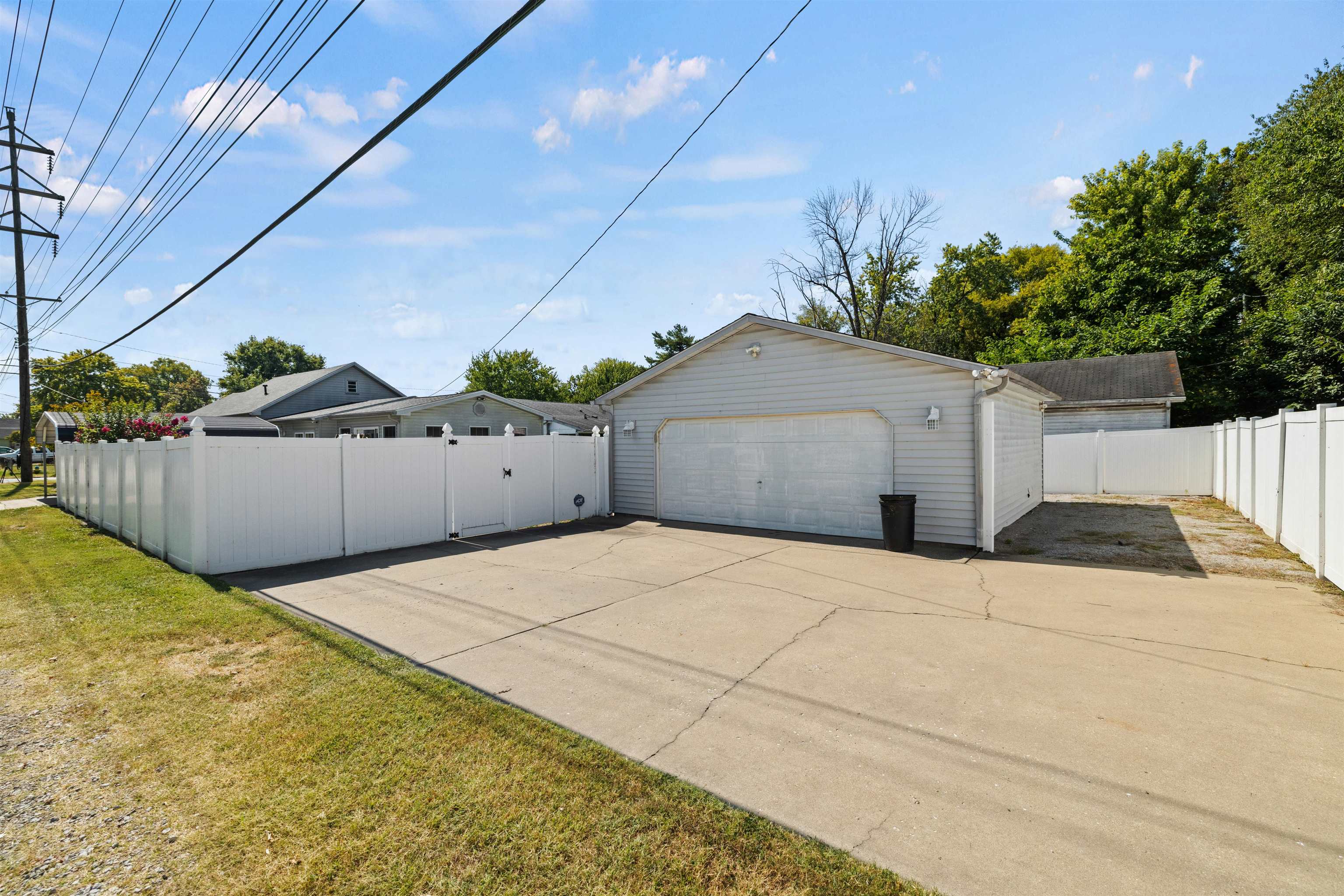 1935 McCulloch Ave, Owensboro, Kentucky 42303, 2 Bedrooms Bedrooms, ,1 BathroomBathrooms,Ranch,For Sale,McCulloch Ave,90616
