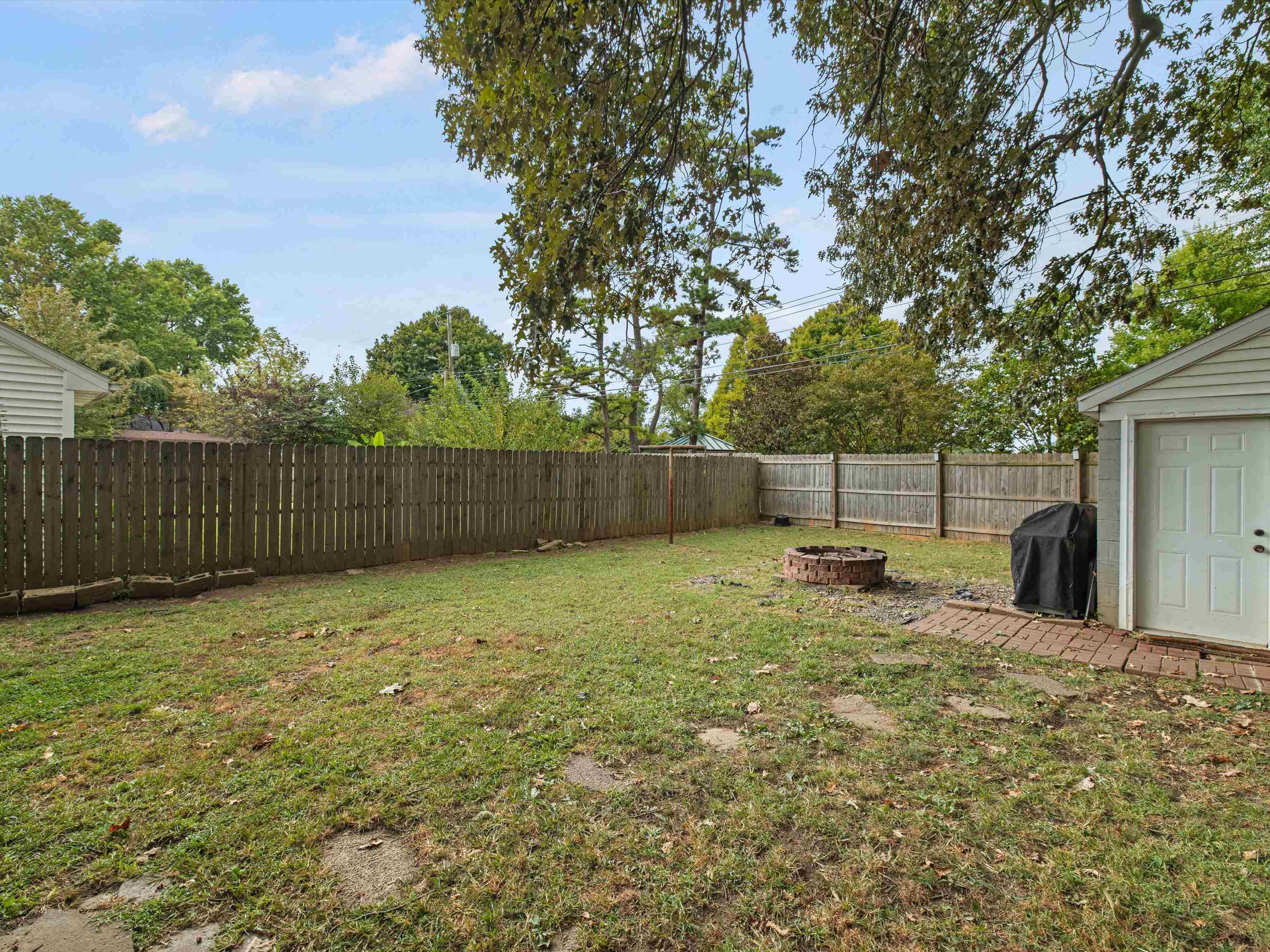 213 21St, Owensboro, Kentucky 42303, 2 Bedrooms Bedrooms, ,1 BathroomBathrooms,Single Family Residence,For Sale,21St,90620