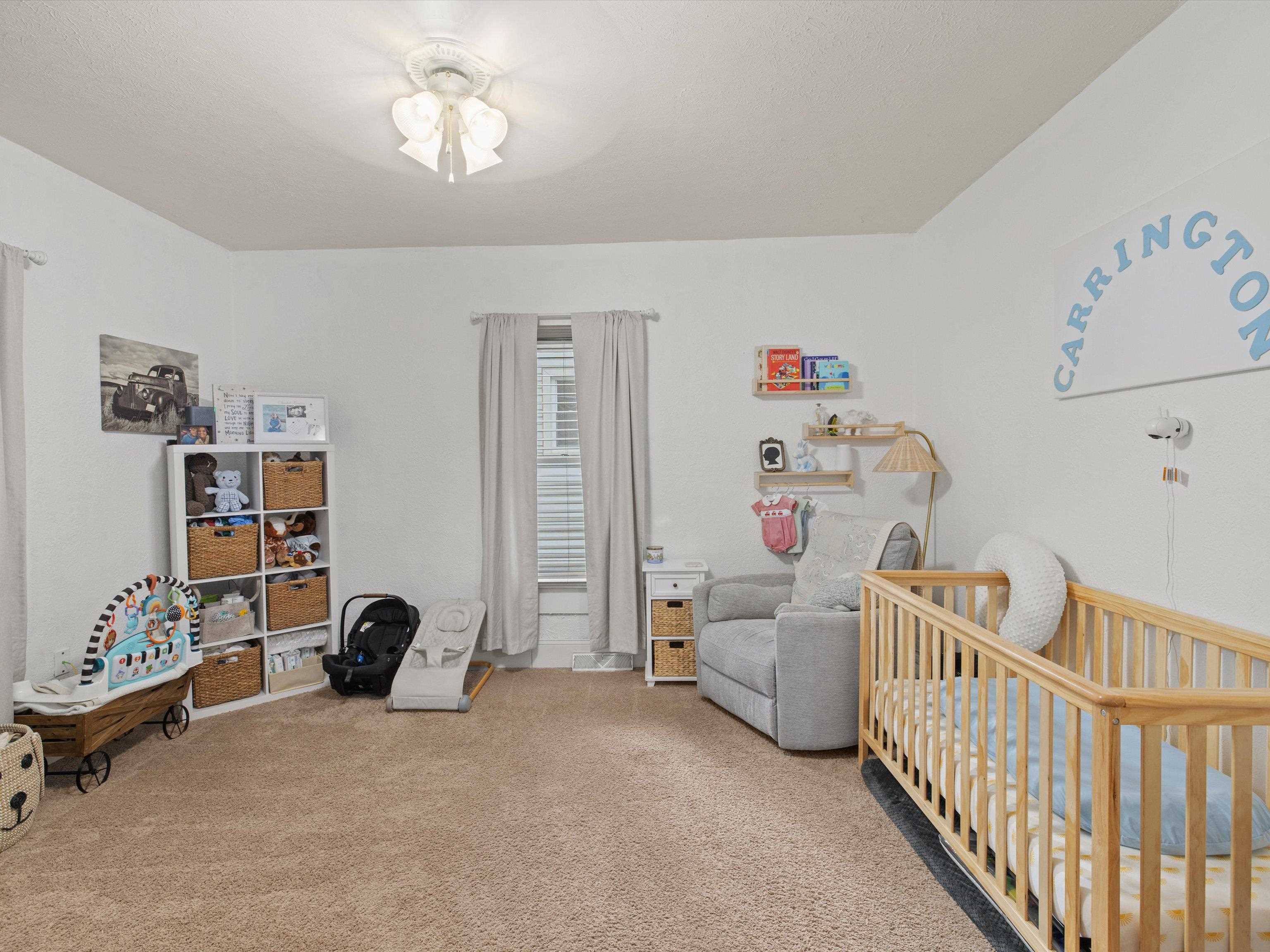 213 21St, Owensboro, Kentucky 42303, 2 Bedrooms Bedrooms, ,1 BathroomBathrooms,Single Family Residence,For Sale,21St,90620