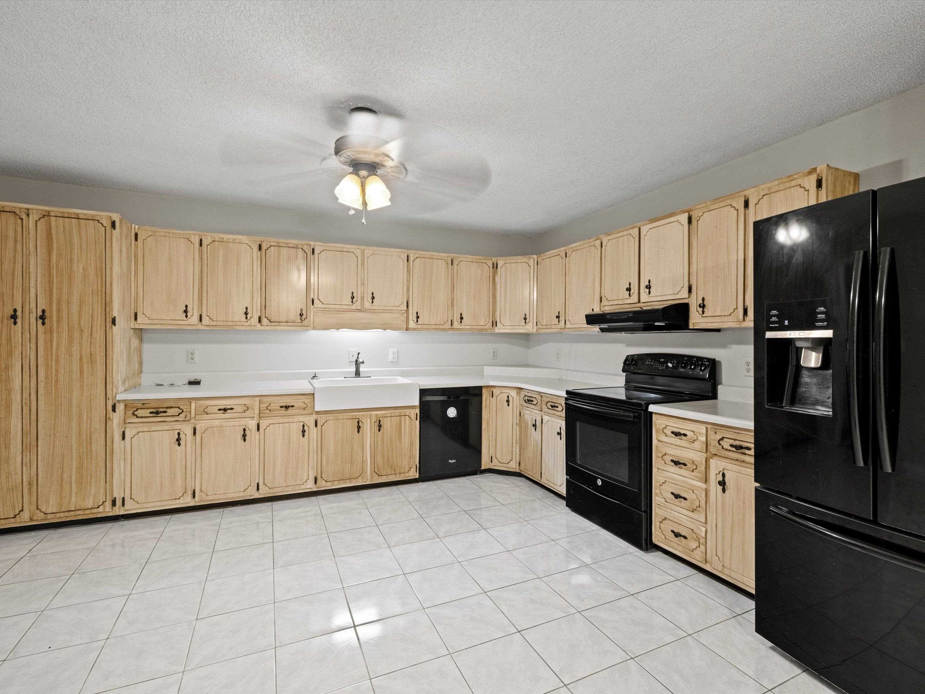2451 NANNIE BELLE LOOP, Owensboro, Kentucky 42303, 3 Bedrooms Bedrooms, ,2 BathroomsBathrooms,Single Family Residence,For Sale,NANNIE BELLE LOOP,90623