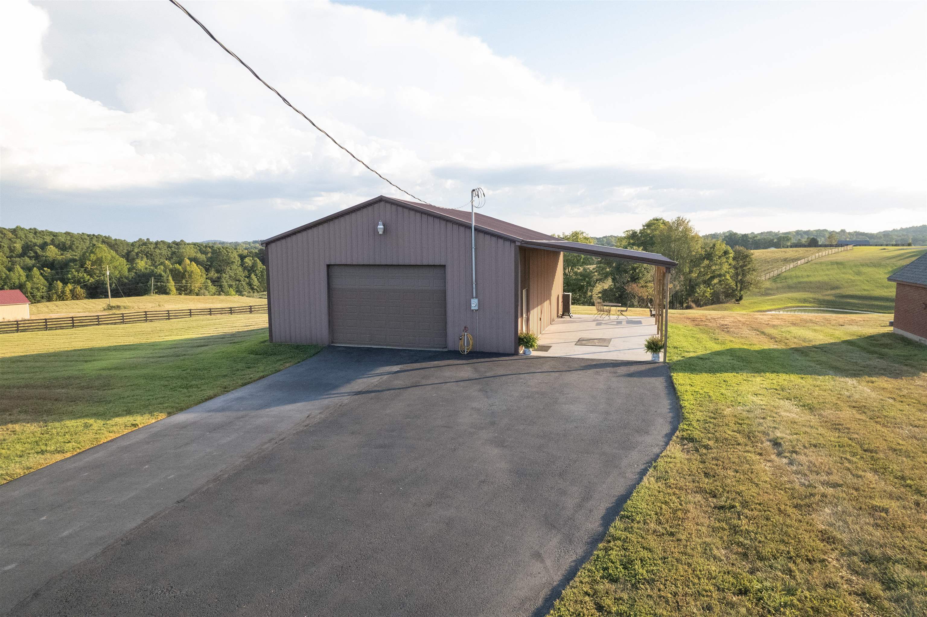 185 Meadow Lake Ln, Hardinsburg, Kentucky 40143, 5 Bedrooms Bedrooms, ,2 BathroomsBathrooms,Single Family Residence,For Sale,Meadow Lake Ln,90630