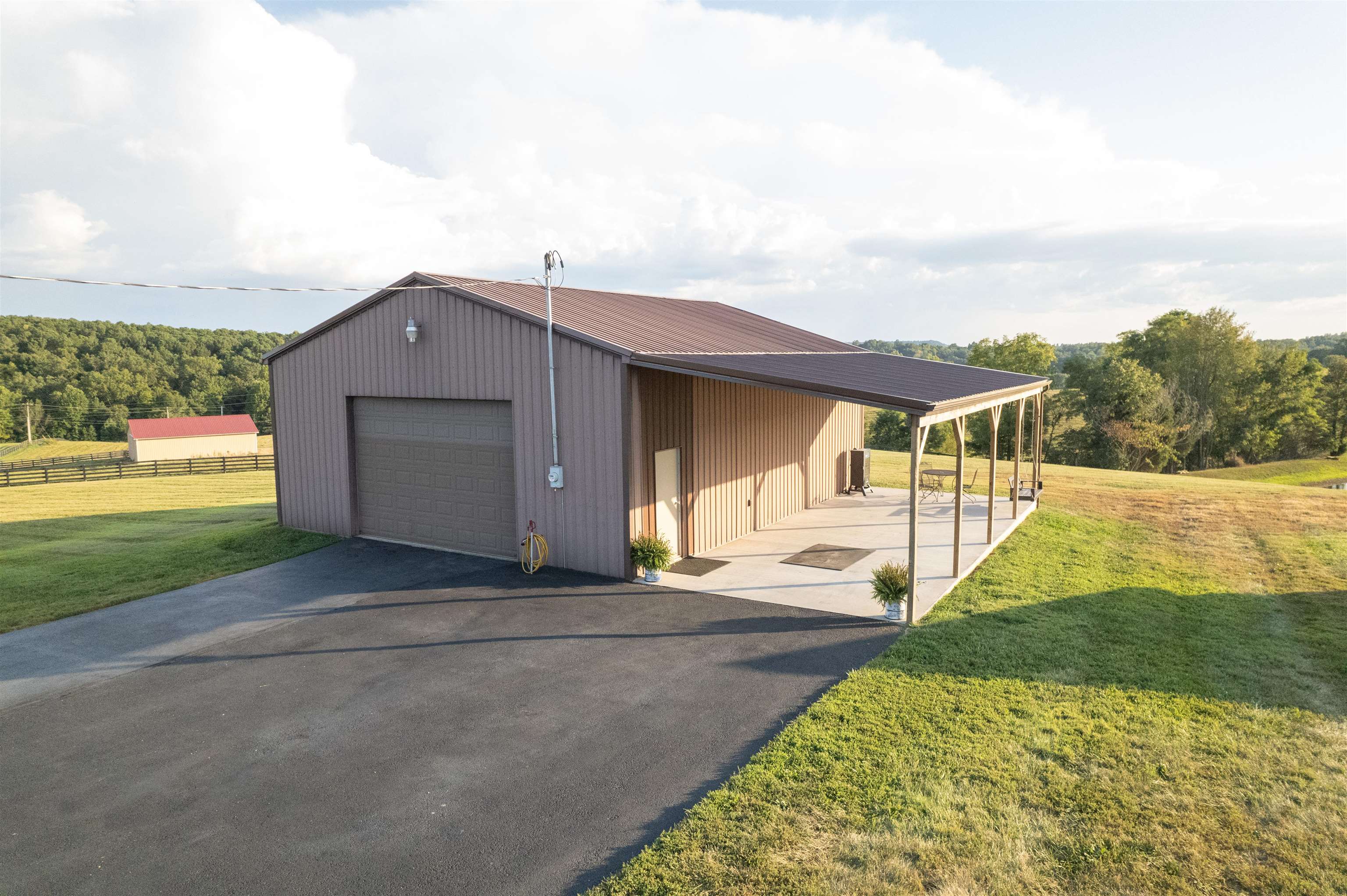 185 Meadow Lake Ln, Hardinsburg, Kentucky 40143, 5 Bedrooms Bedrooms, ,2 BathroomsBathrooms,Single Family Residence,For Sale,Meadow Lake Ln,90630