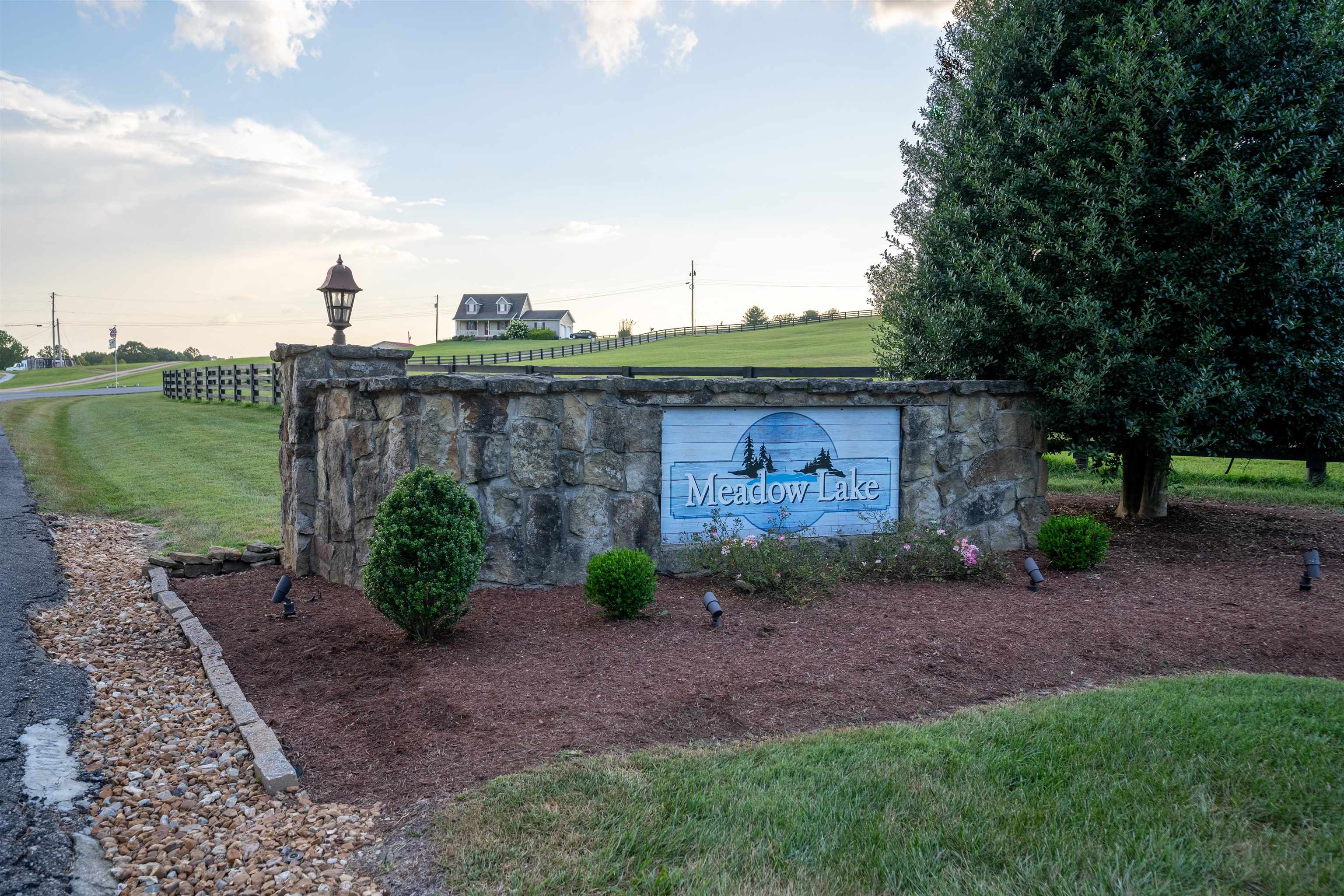 185 Meadow Lake Ln, Hardinsburg, Kentucky 40143, 5 Bedrooms Bedrooms, ,2 BathroomsBathrooms,Single Family Residence,For Sale,Meadow Lake Ln,90630