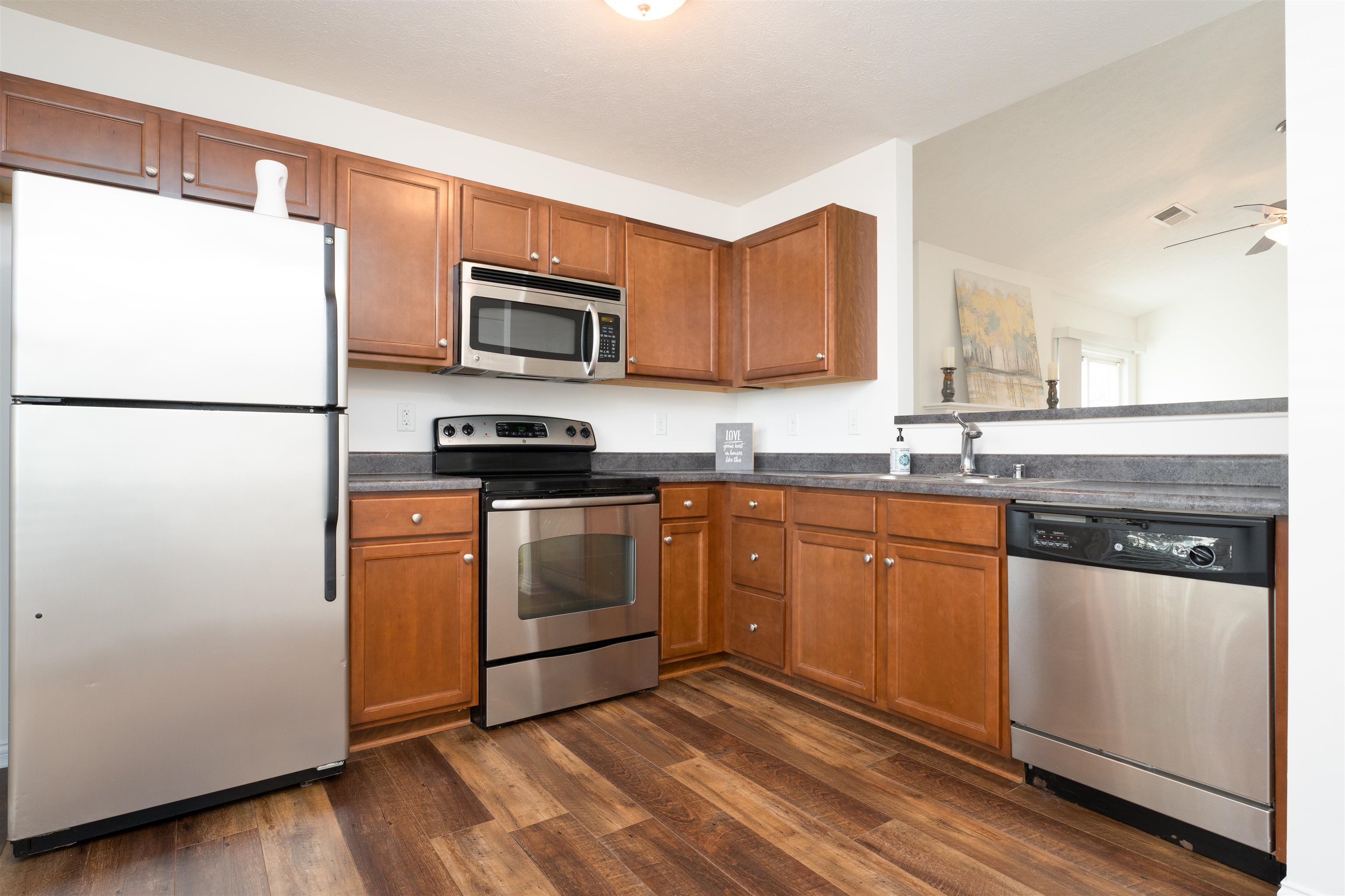 2118 Village Run, Owensboro, Kentucky 42303, 2 Bedrooms Bedrooms, ,2 BathroomsBathrooms,Single Family Residence,For Sale,Village Run,90631