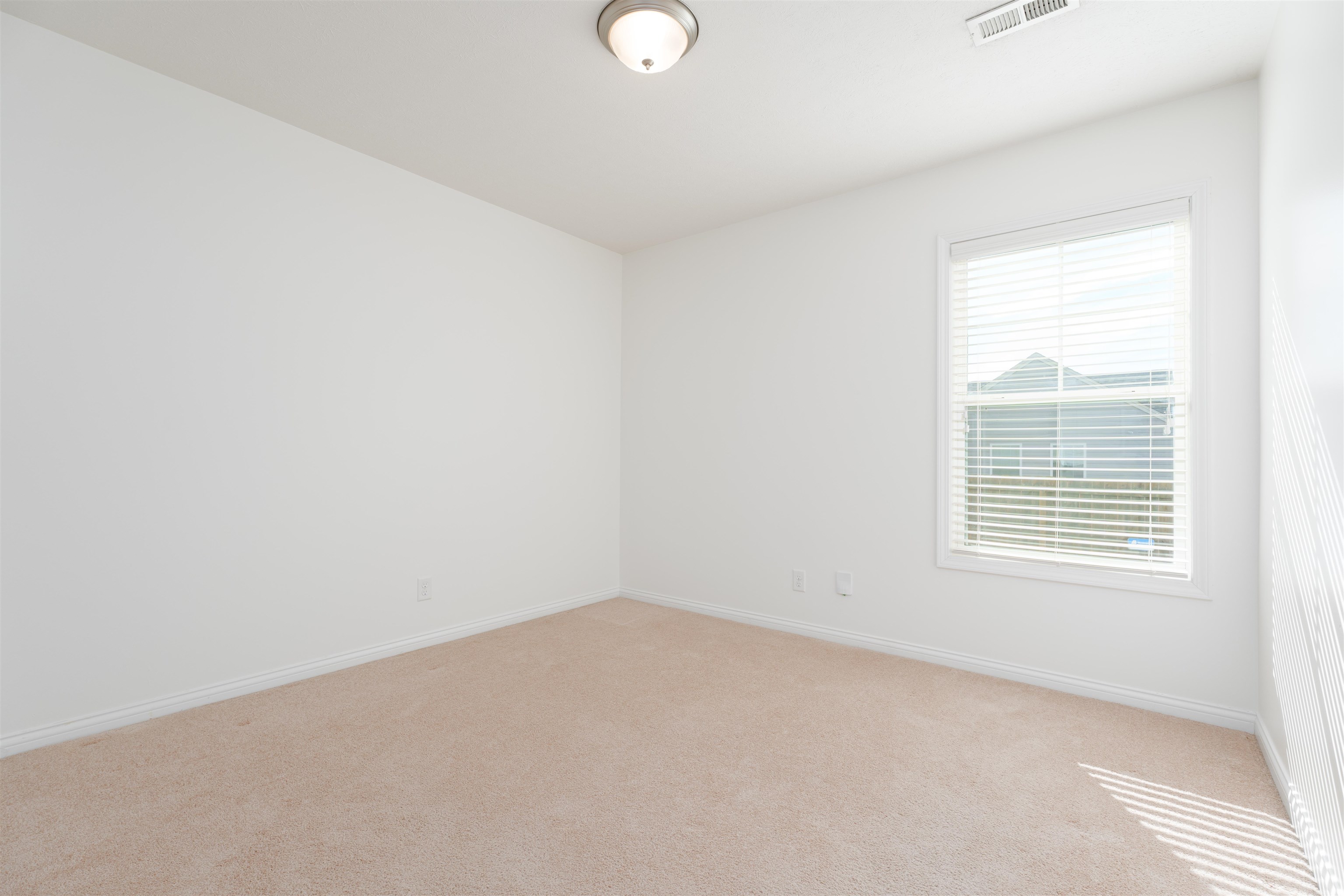 2118 Village Run, Owensboro, Kentucky 42303, 2 Bedrooms Bedrooms, ,2 BathroomsBathrooms,Single Family Residence,For Sale,Village Run,90631