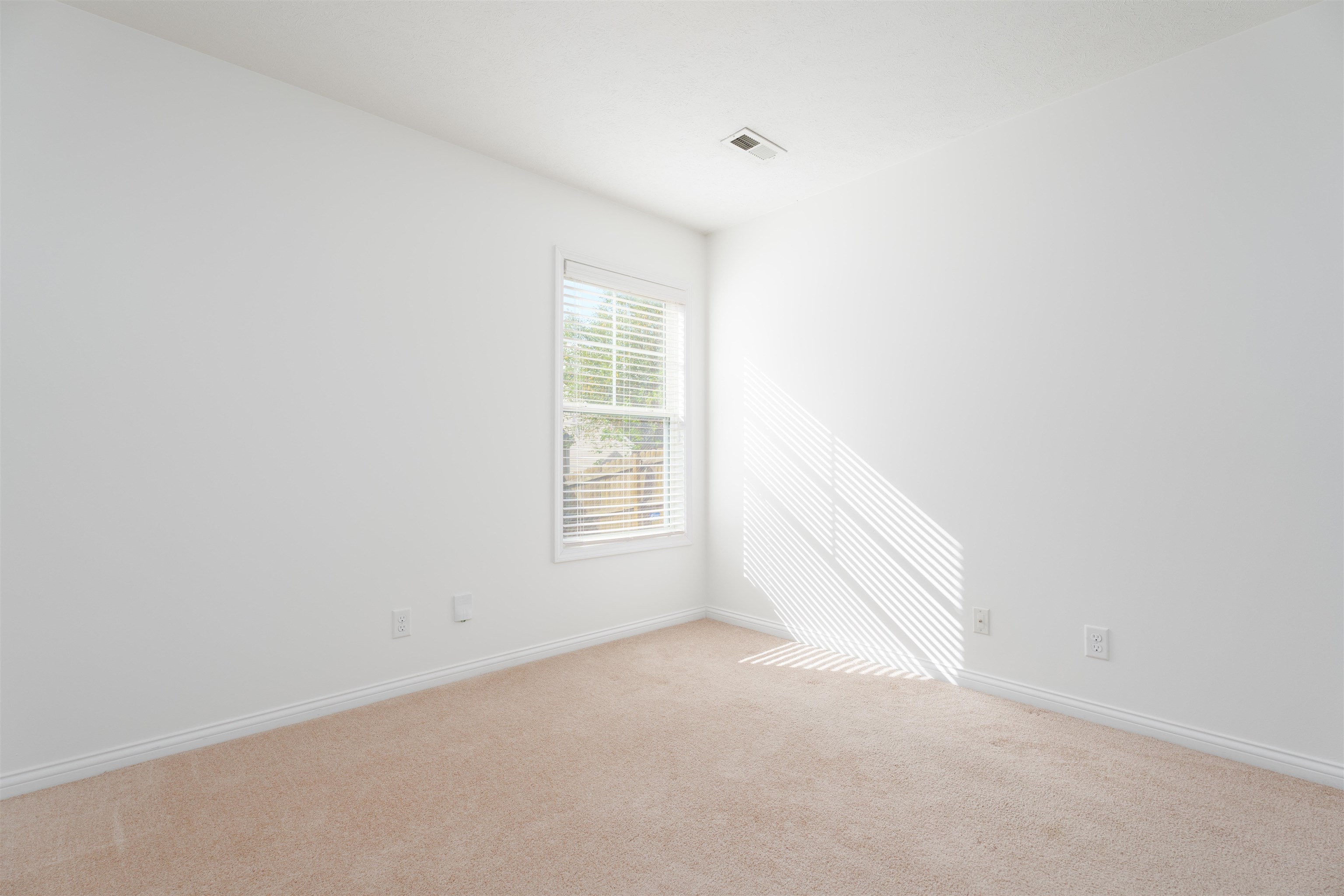 2118 Village Run, Owensboro, Kentucky 42303, 2 Bedrooms Bedrooms, ,2 BathroomsBathrooms,Single Family Residence,For Sale,Village Run,90631