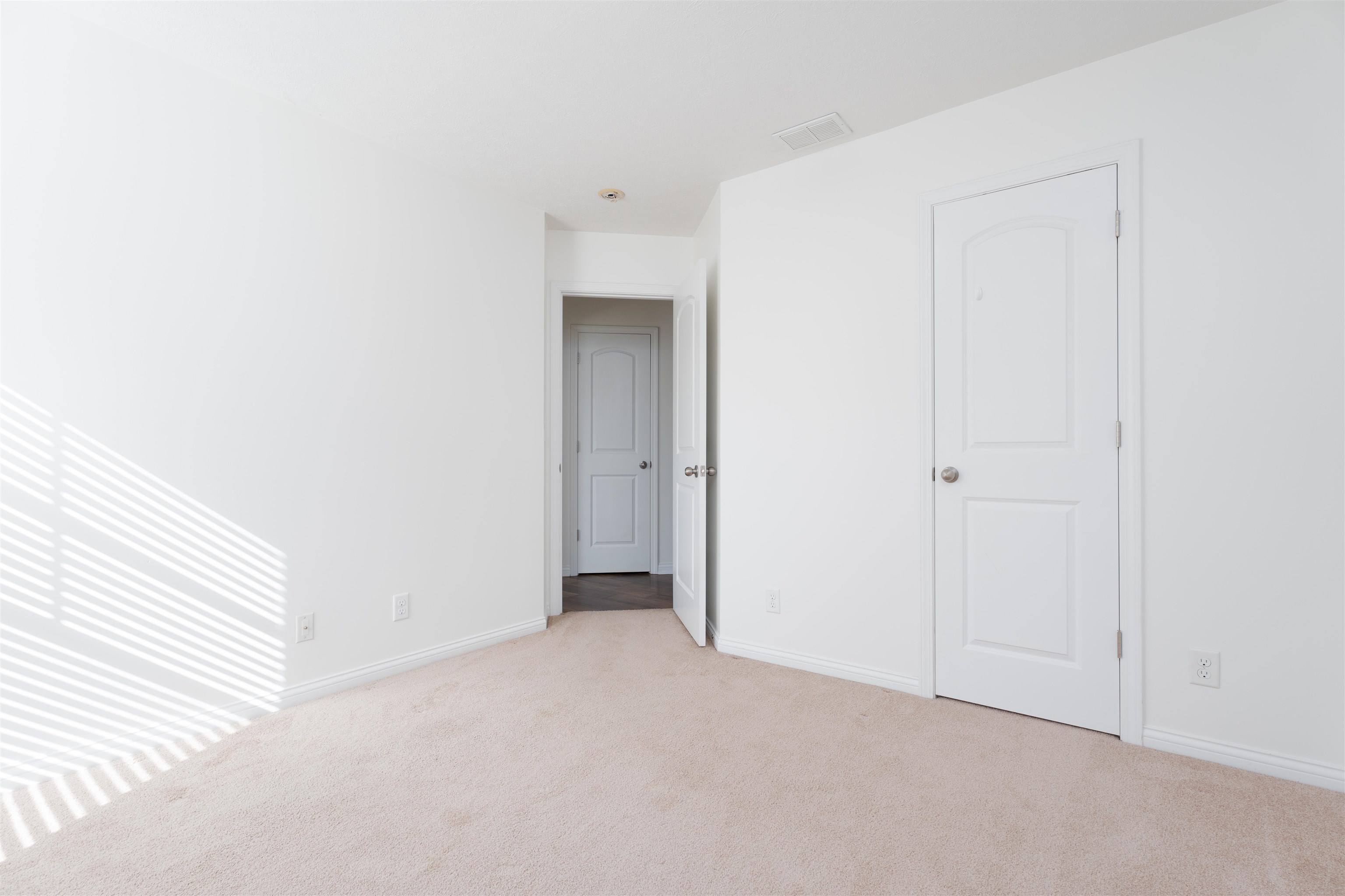 2118 Village Run, Owensboro, Kentucky 42303, 2 Bedrooms Bedrooms, ,2 BathroomsBathrooms,Single Family Residence,For Sale,Village Run,90631