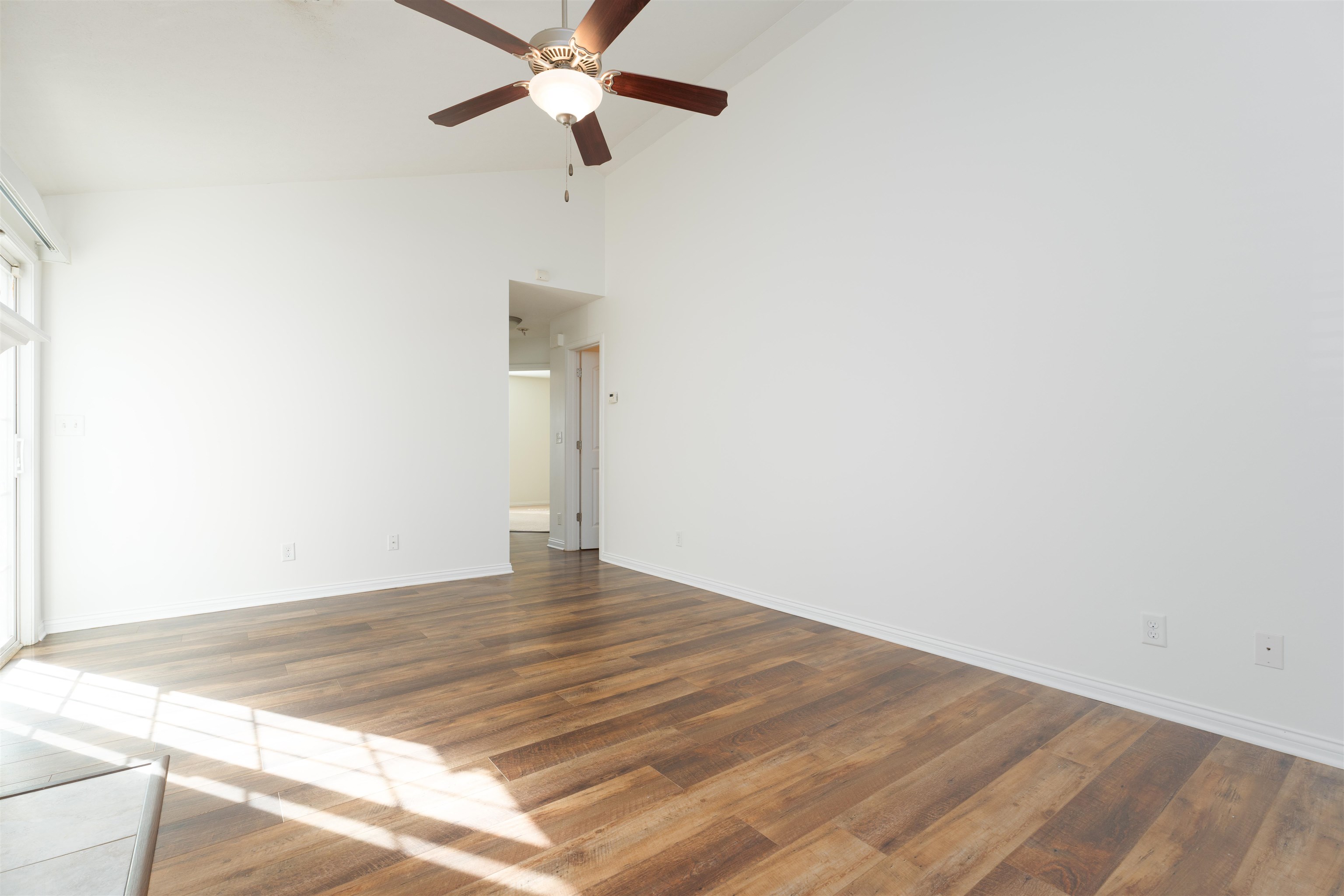 2118 Village Run, Owensboro, Kentucky 42303, 2 Bedrooms Bedrooms, ,2 BathroomsBathrooms,Single Family Residence,For Sale,Village Run,90631