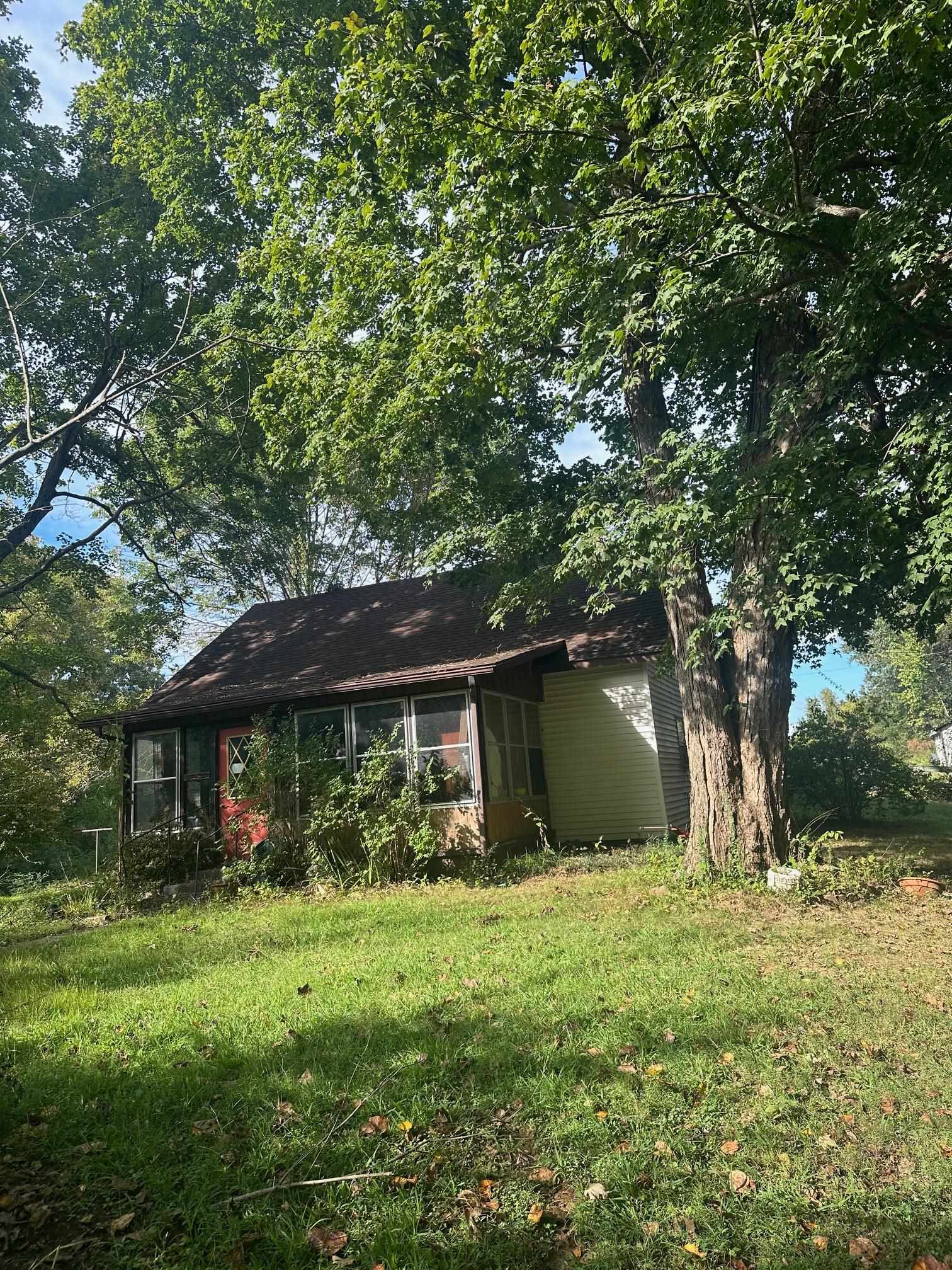 216 Gibson Rd, Slaughters, Kentucky 42456, 3 Bedrooms Bedrooms, ,1 BathroomBathrooms,Single Family Residence,For Sale,Gibson Rd,90634