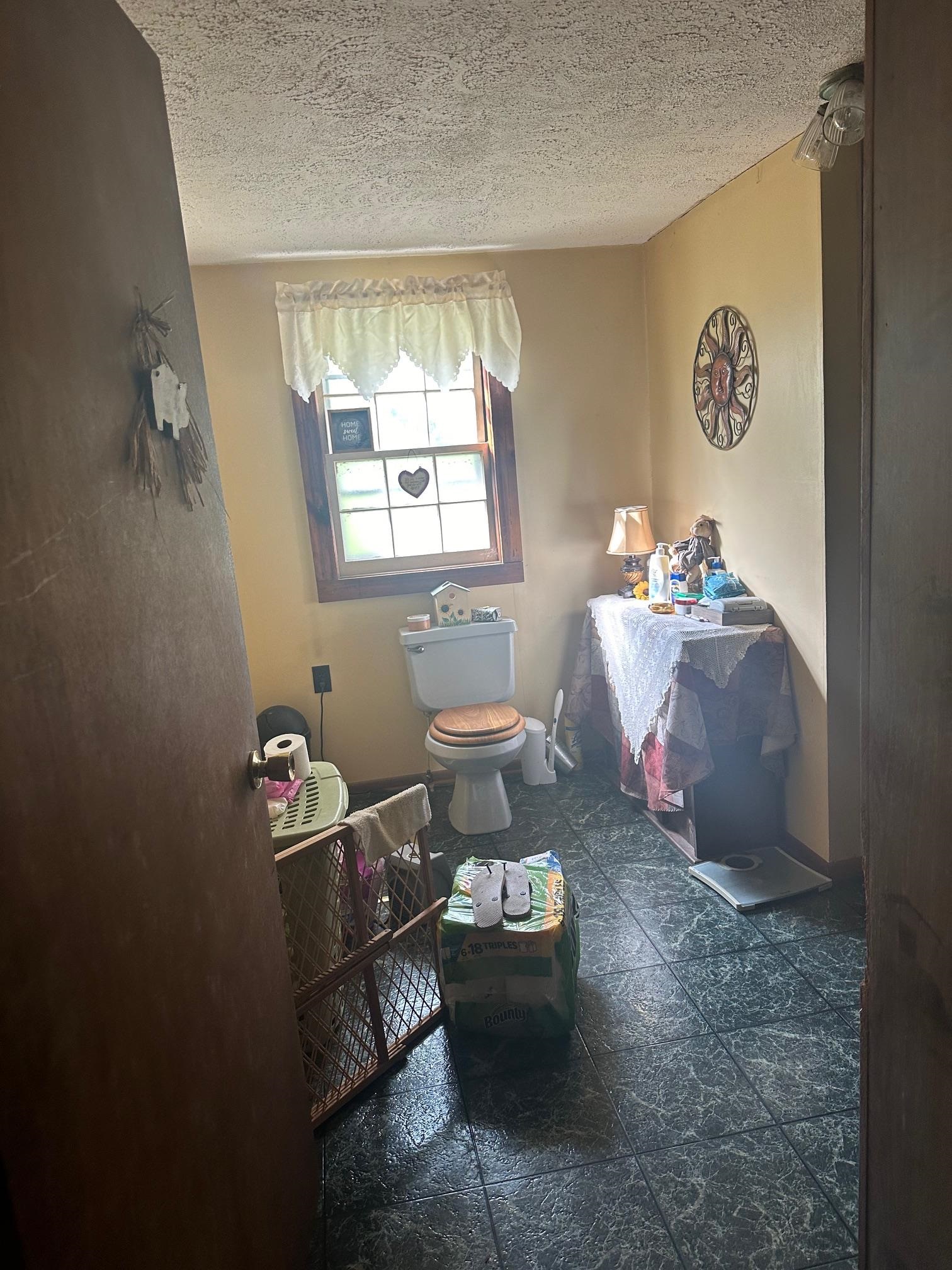 216 Gibson Rd, Slaughters, Kentucky 42456, 3 Bedrooms Bedrooms, ,1 BathroomBathrooms,Single Family Residence,For Sale,Gibson Rd,90634