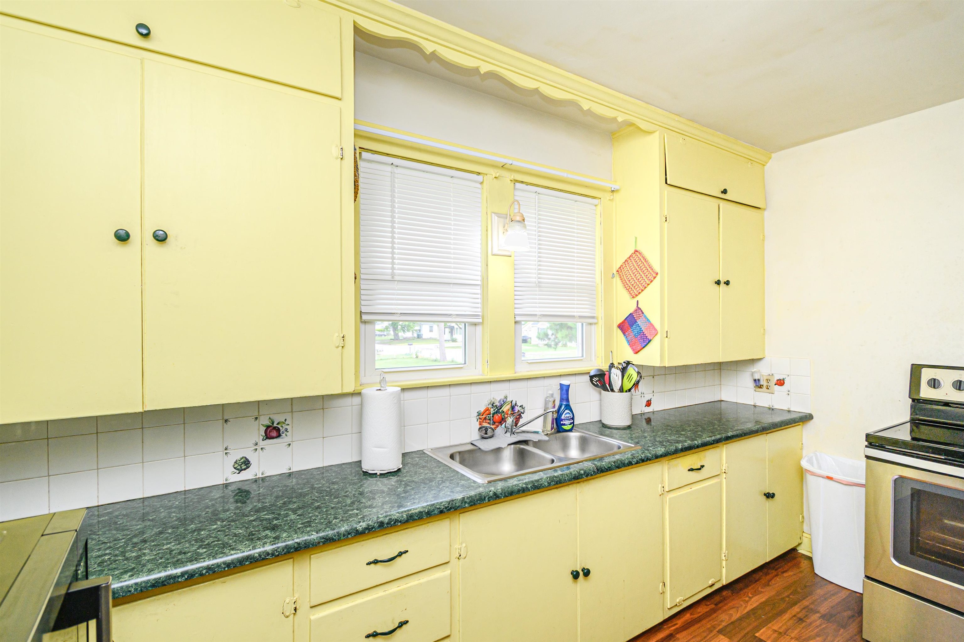 1414 Rose Ave., Owensboro, Kentucky 42301, 2 Bedrooms Bedrooms, ,1 BathroomBathrooms,Single Family Residence,For Sale,Rose Ave.,90635