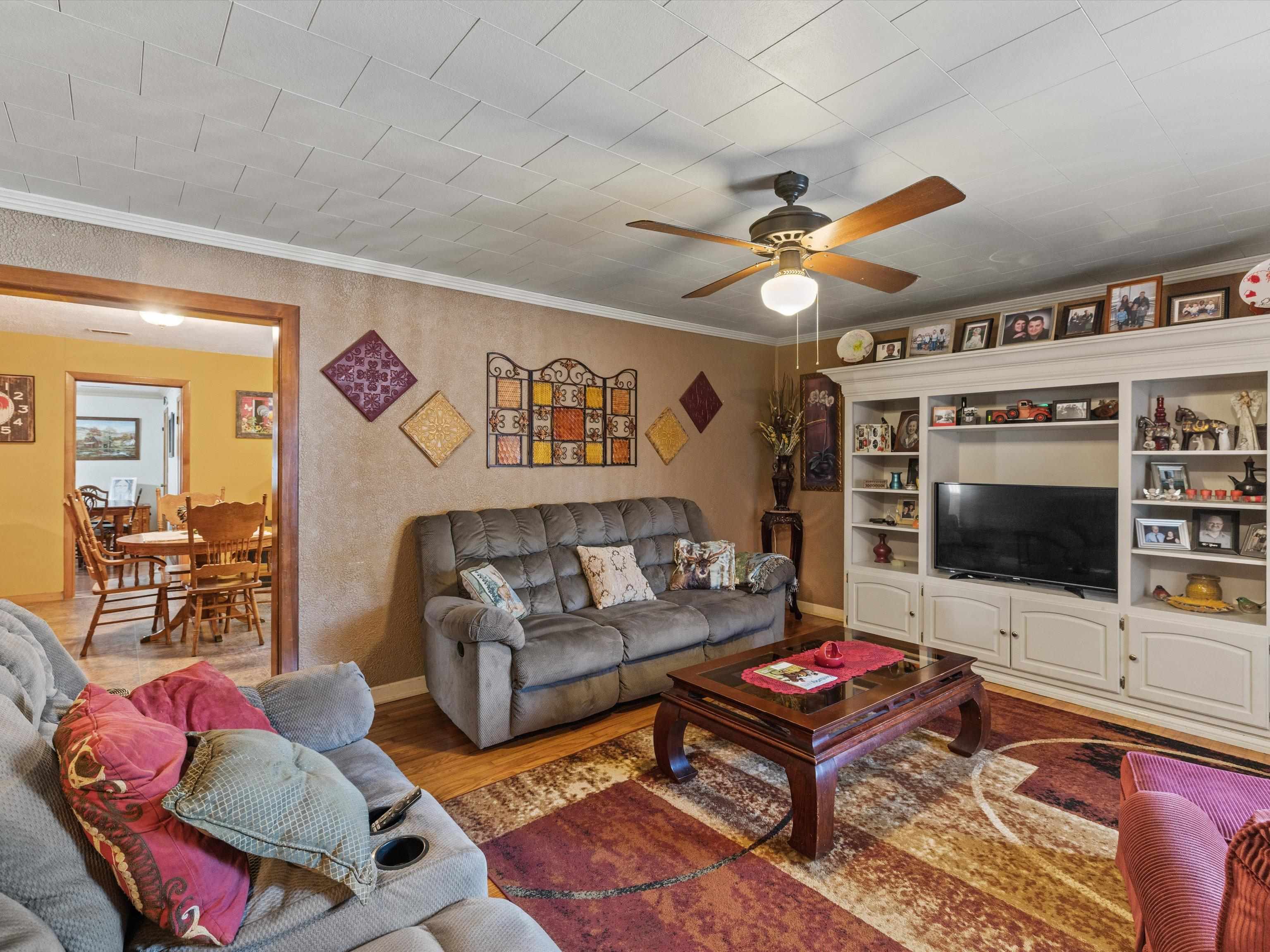 3616 Burns Rd, Owensboro, Kentucky 42301, 4 Bedrooms Bedrooms, ,1 BathroomBathrooms,Single Family Residence,For Sale,Burns Rd,90636
