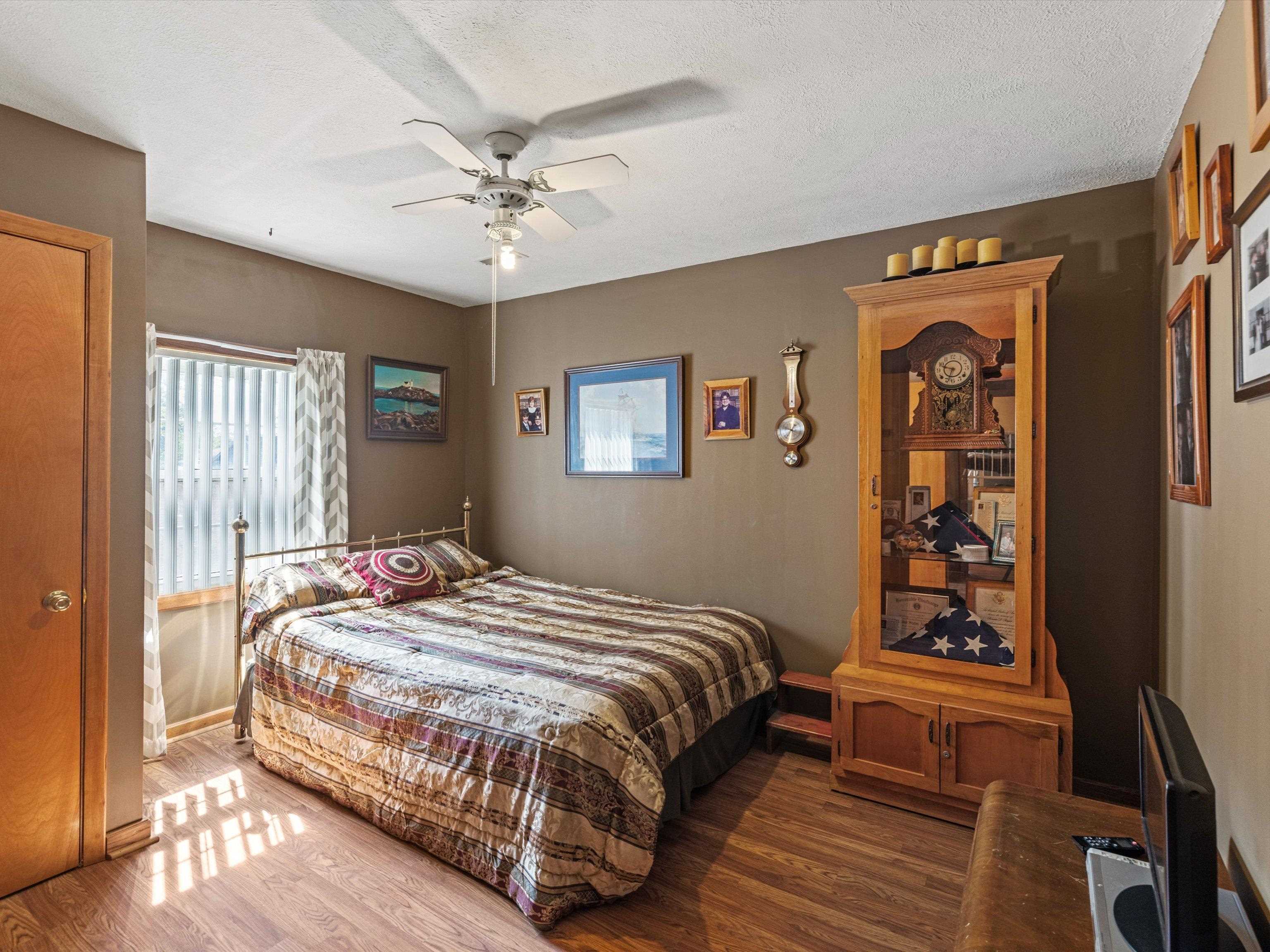 3616 Burns Rd, Owensboro, Kentucky 42301, 4 Bedrooms Bedrooms, ,1 BathroomBathrooms,Single Family Residence,For Sale,Burns Rd,90636
