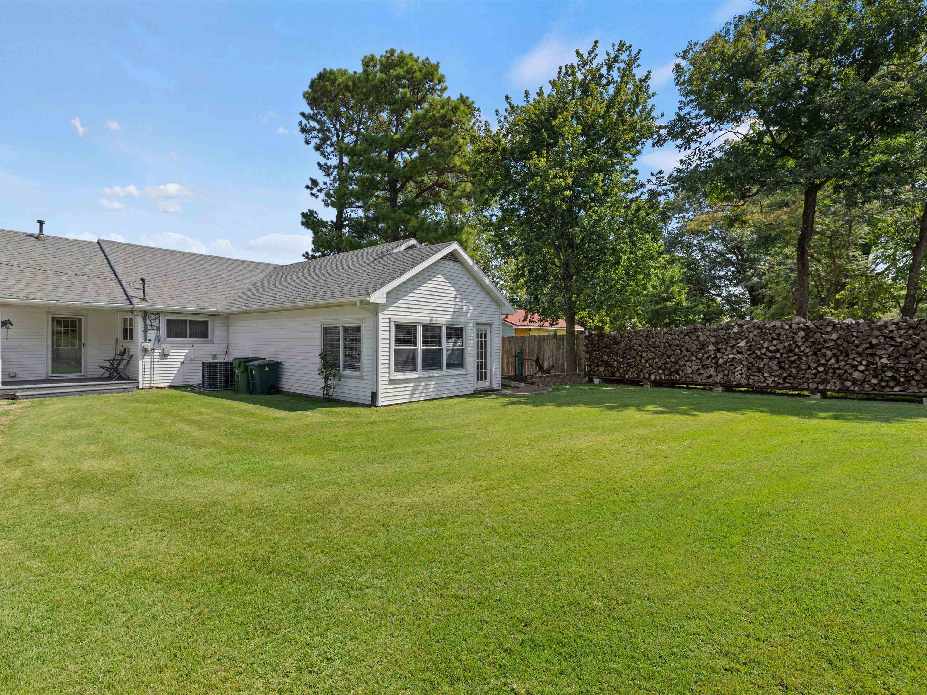 3616 Burns Rd, Owensboro, Kentucky 42301, 4 Bedrooms Bedrooms, ,1 BathroomBathrooms,Single Family Residence,For Sale,Burns Rd,90636