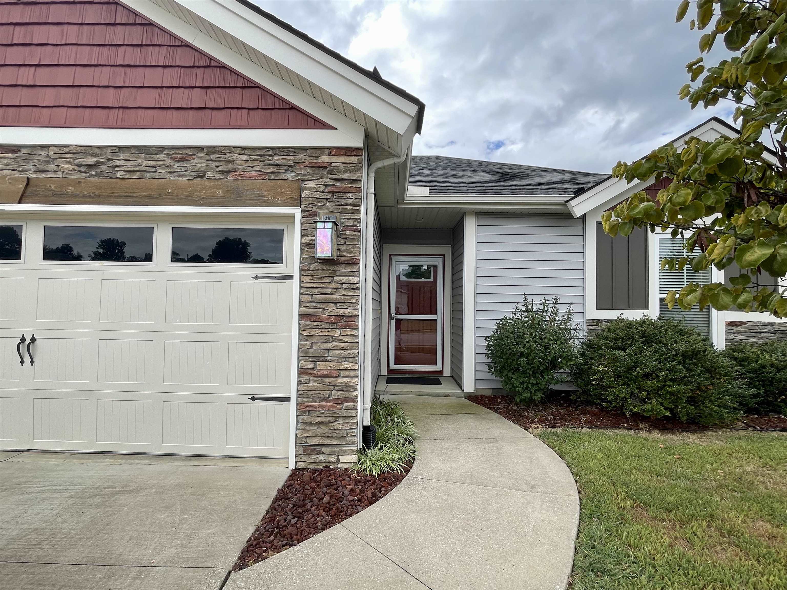 6460 Autumn Valley Trace, Utica, Kentucky 42376, 3 Bedrooms Bedrooms, ,2 BathroomsBathrooms,Single Family Residence,For Sale,Autumn Valley Trace,90638