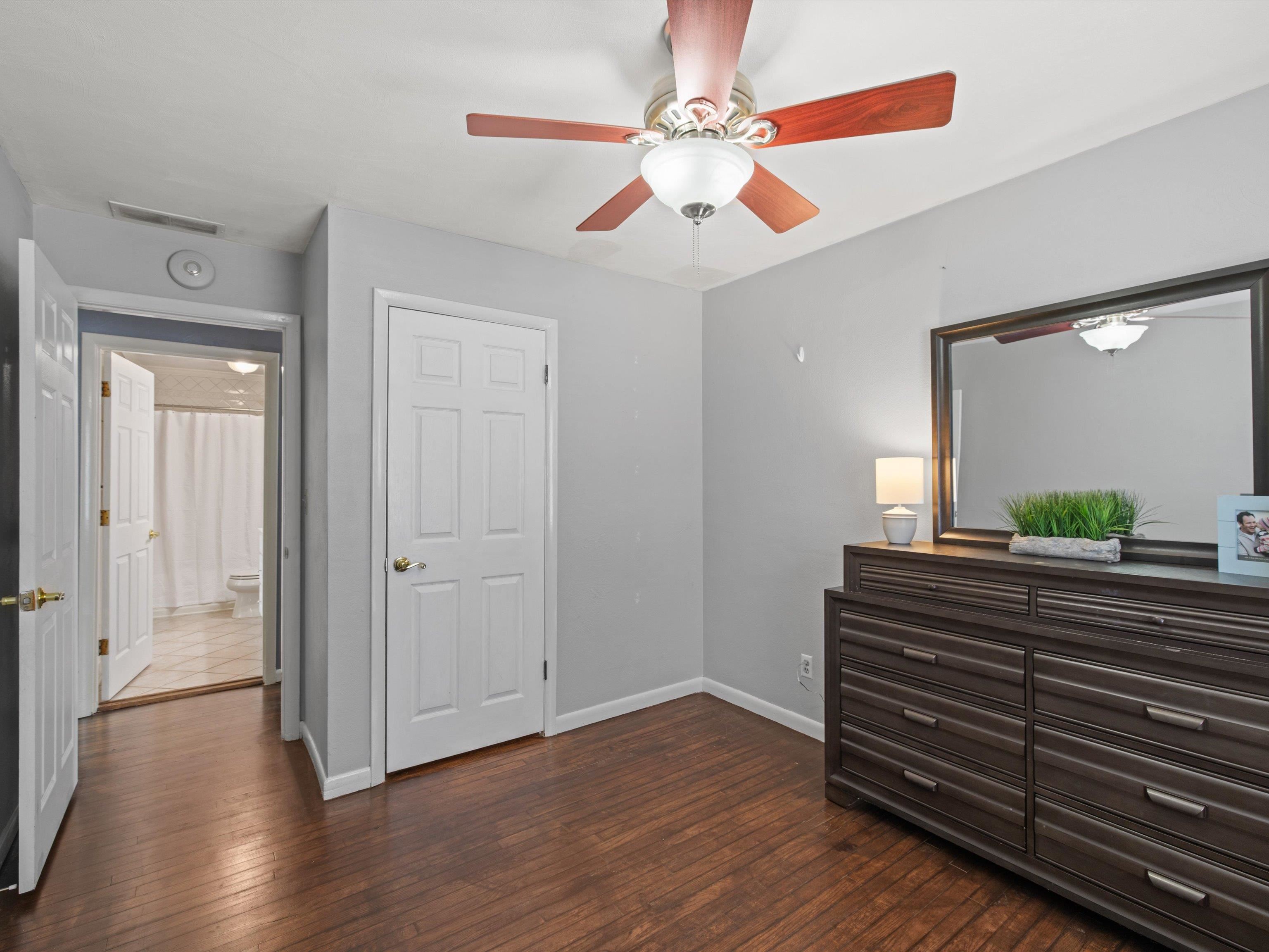 4300 Hawthorne Dr., Owensboro, Kentucky 42303, 3 Bedrooms Bedrooms, ,2 BathroomsBathrooms,Single Family Residence,For Sale,Hawthorne Dr.,90640
