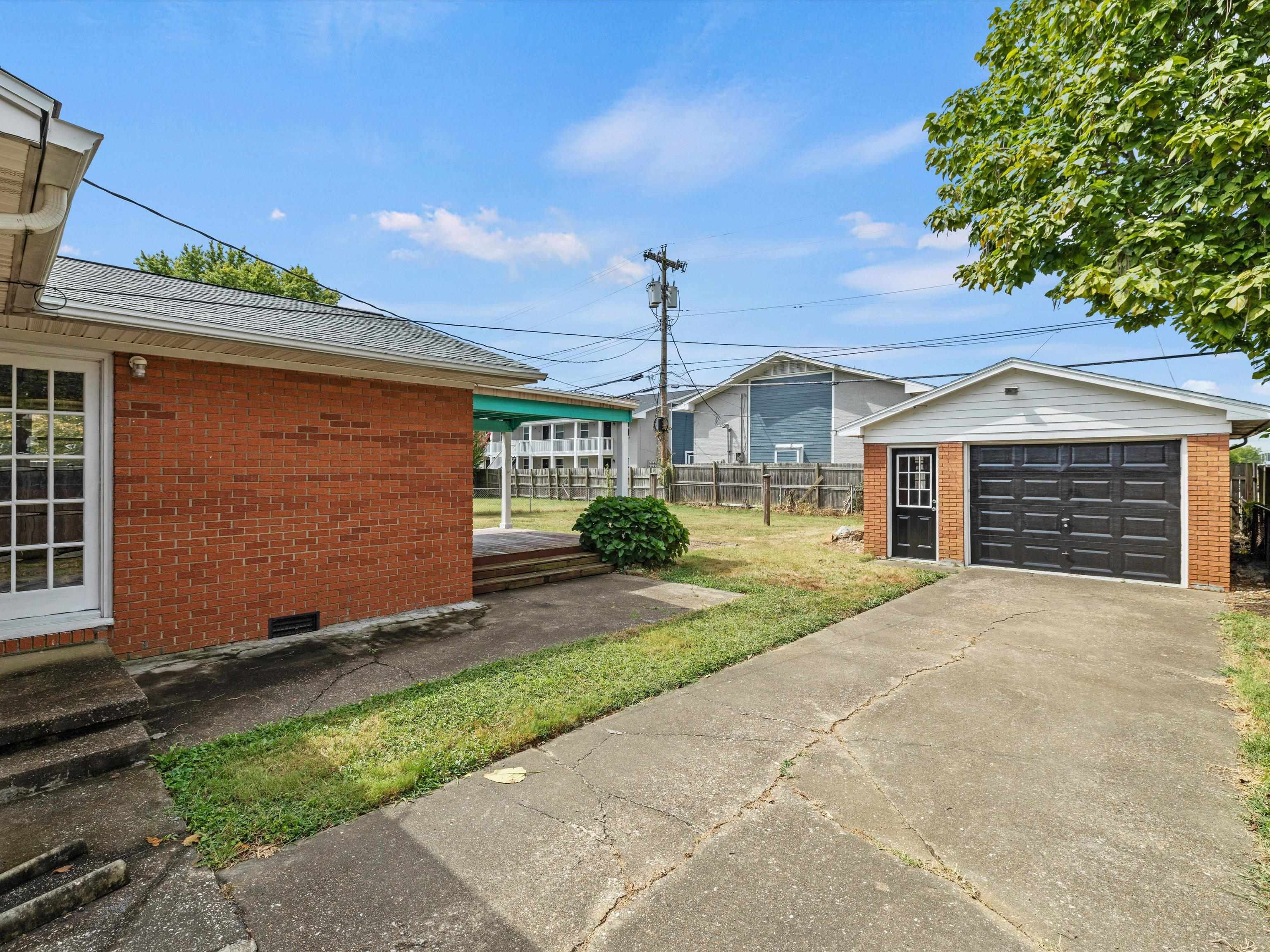 4300 Hawthorne Dr., Owensboro, Kentucky 42303, 3 Bedrooms Bedrooms, ,2 BathroomsBathrooms,Single Family Residence,For Sale,Hawthorne Dr.,90640