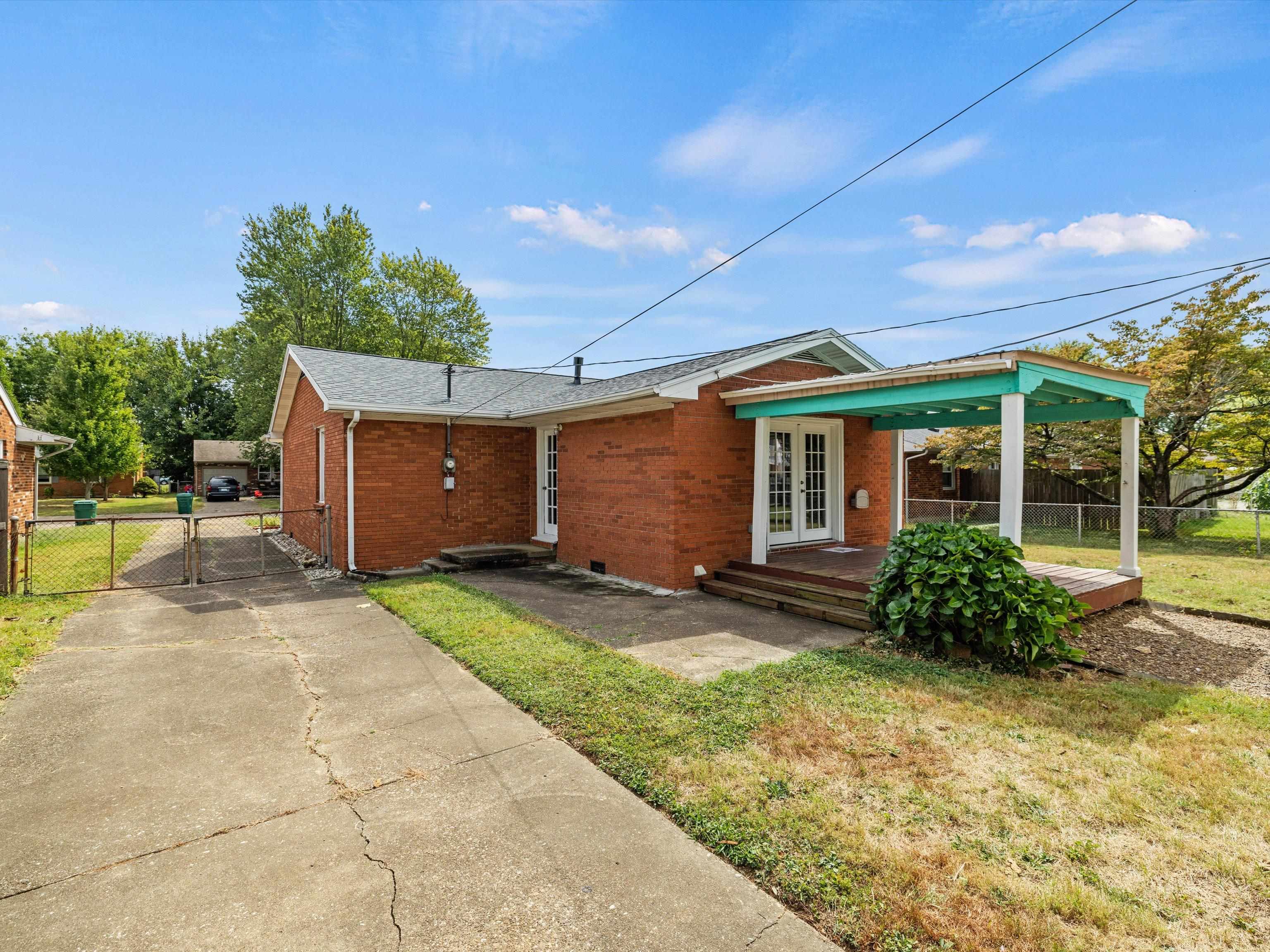 4300 Hawthorne Dr., Owensboro, Kentucky 42303, 3 Bedrooms Bedrooms, ,2 BathroomsBathrooms,Single Family Residence,For Sale,Hawthorne Dr.,90640