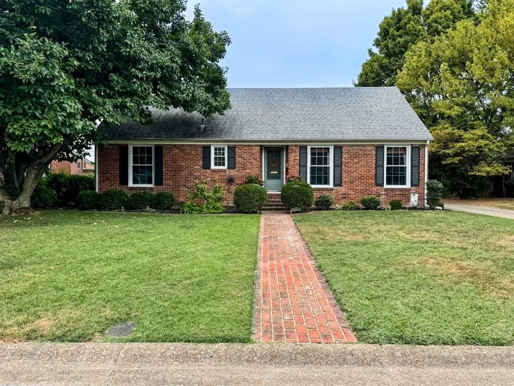 2416 Farrier Pl, Owensboro, Kentucky 42301, 3 Bedrooms Bedrooms, ,2 BathroomsBathrooms,Single Family Residence,For Sale,Farrier Pl,90650