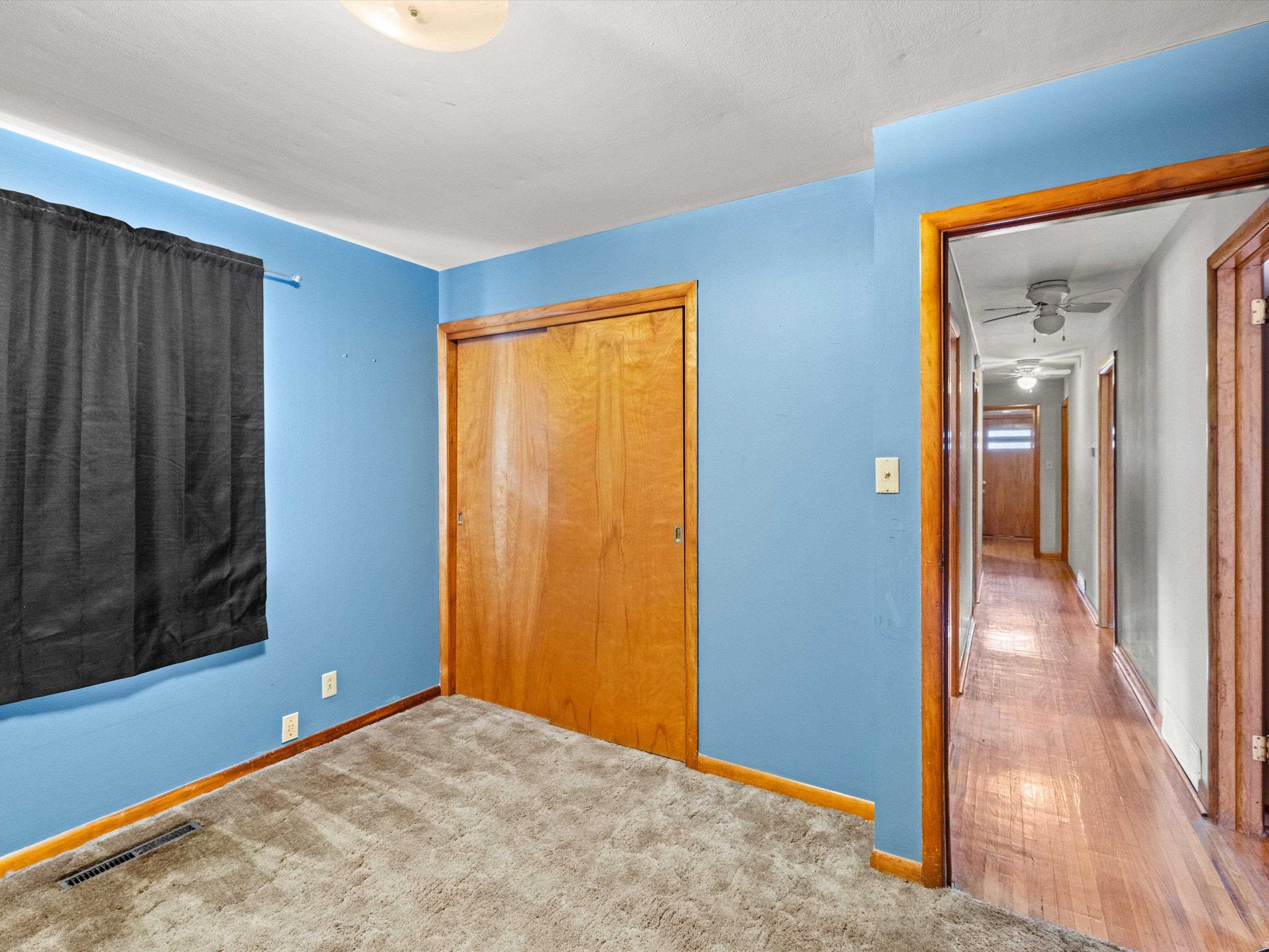 2412 Elm St., Henderson, Kentucky 42420, 4 Bedrooms Bedrooms, ,2 BathroomsBathrooms,Single Family Residence,For Sale,Elm St.,90651