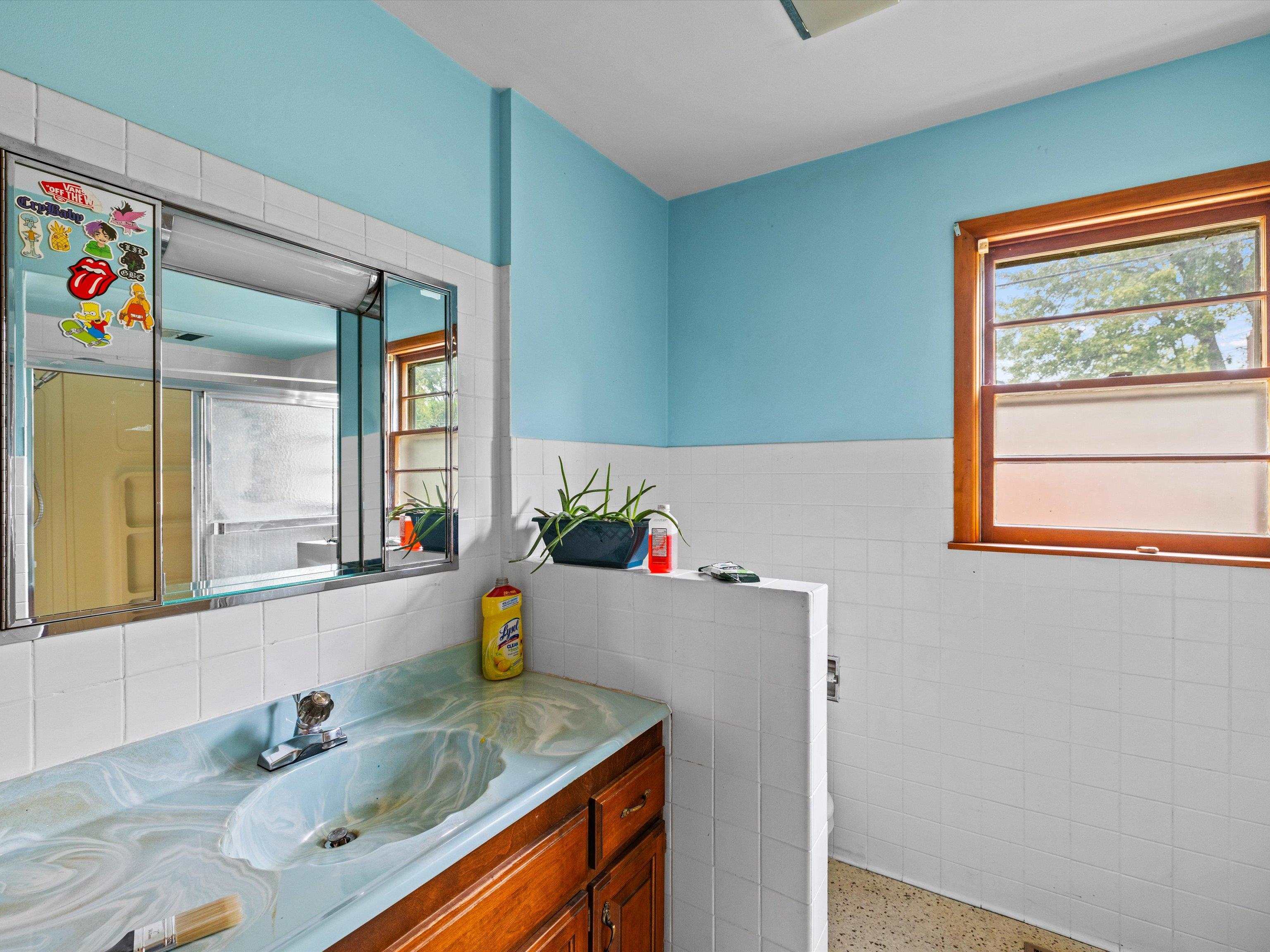 2412 Elm St., Henderson, Kentucky 42420, 4 Bedrooms Bedrooms, ,2 BathroomsBathrooms,Single Family Residence,For Sale,Elm St.,90651