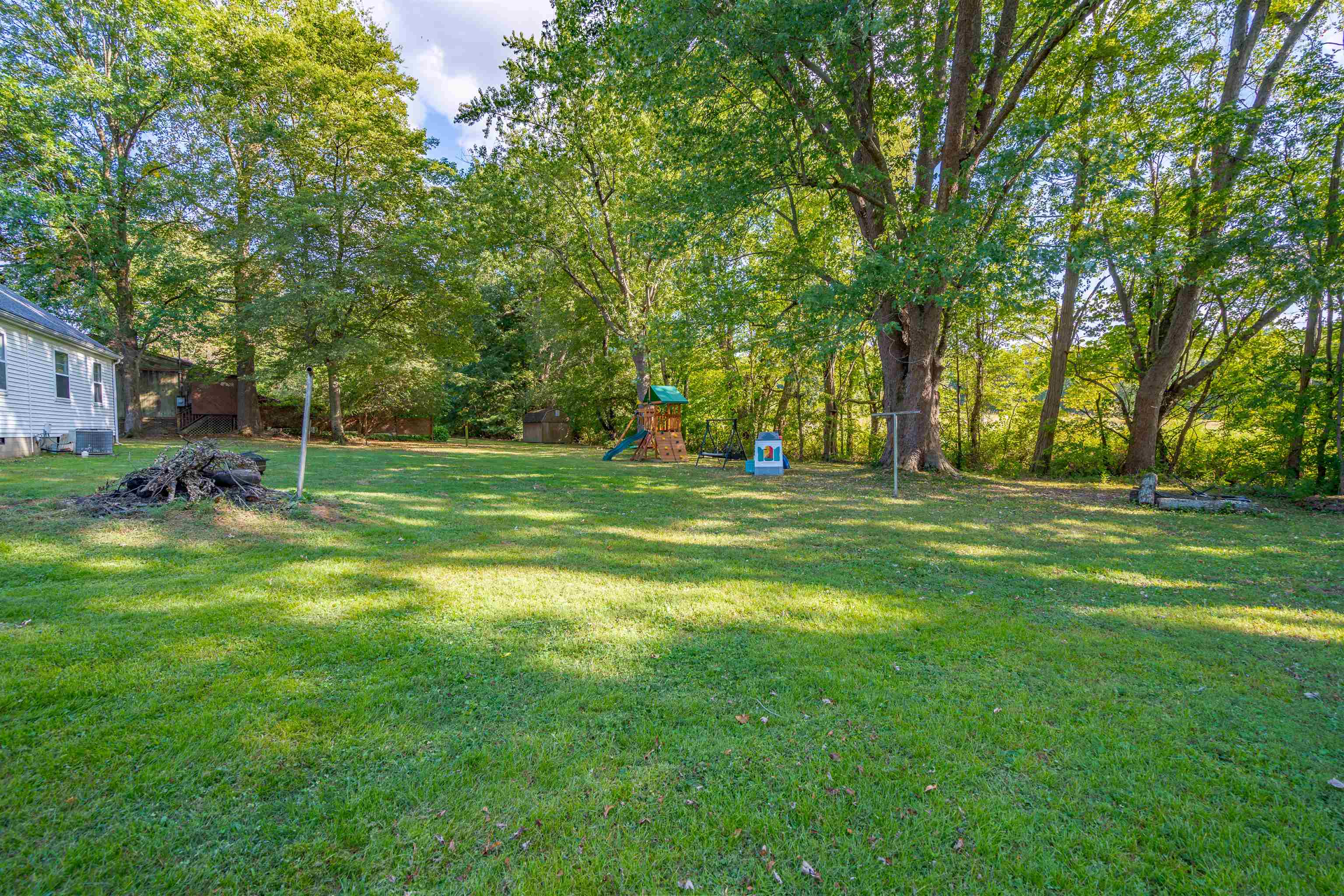 3020 Reid Rd., Owensboro, Kentucky 42303, 3 Bedrooms Bedrooms, ,1 BathroomBathrooms,Single Family Residence,For Sale,Reid Rd.,90653