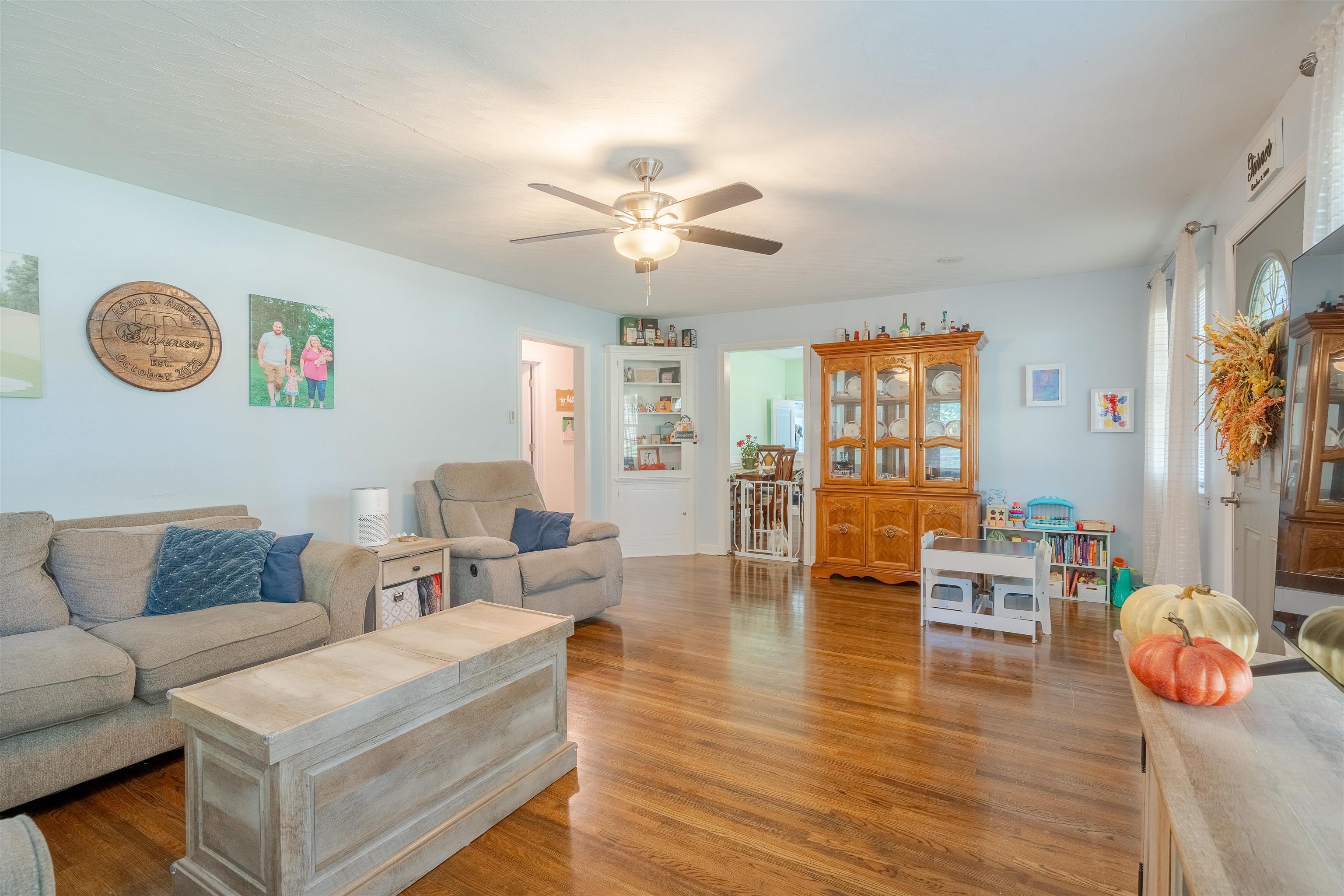 3020 Reid Rd., Owensboro, Kentucky 42303, 3 Bedrooms Bedrooms, ,1 BathroomBathrooms,Single Family Residence,For Sale,Reid Rd.,90653