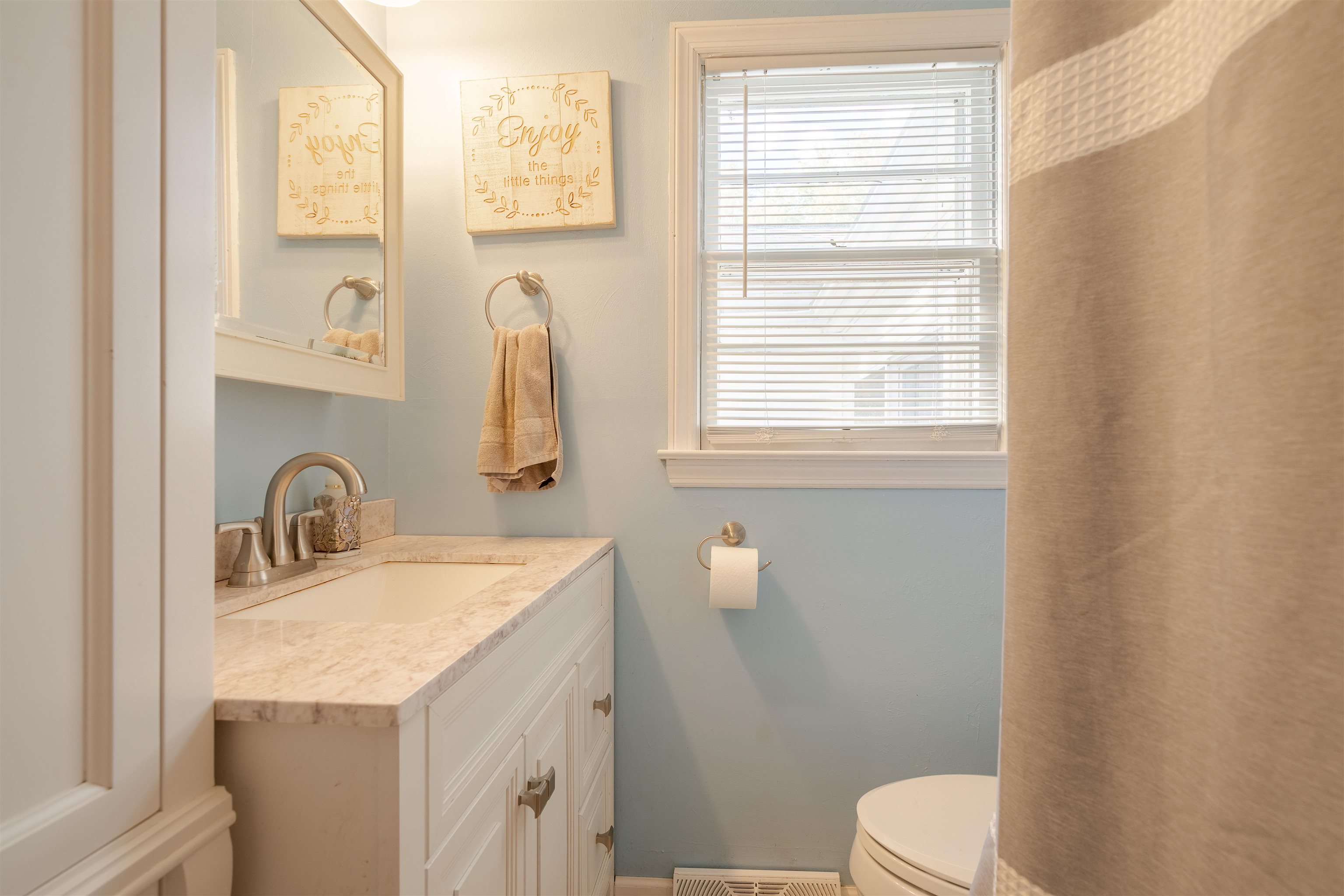 3020 Reid Rd., Owensboro, Kentucky 42303, 3 Bedrooms Bedrooms, ,1 BathroomBathrooms,Single Family Residence,For Sale,Reid Rd.,90653
