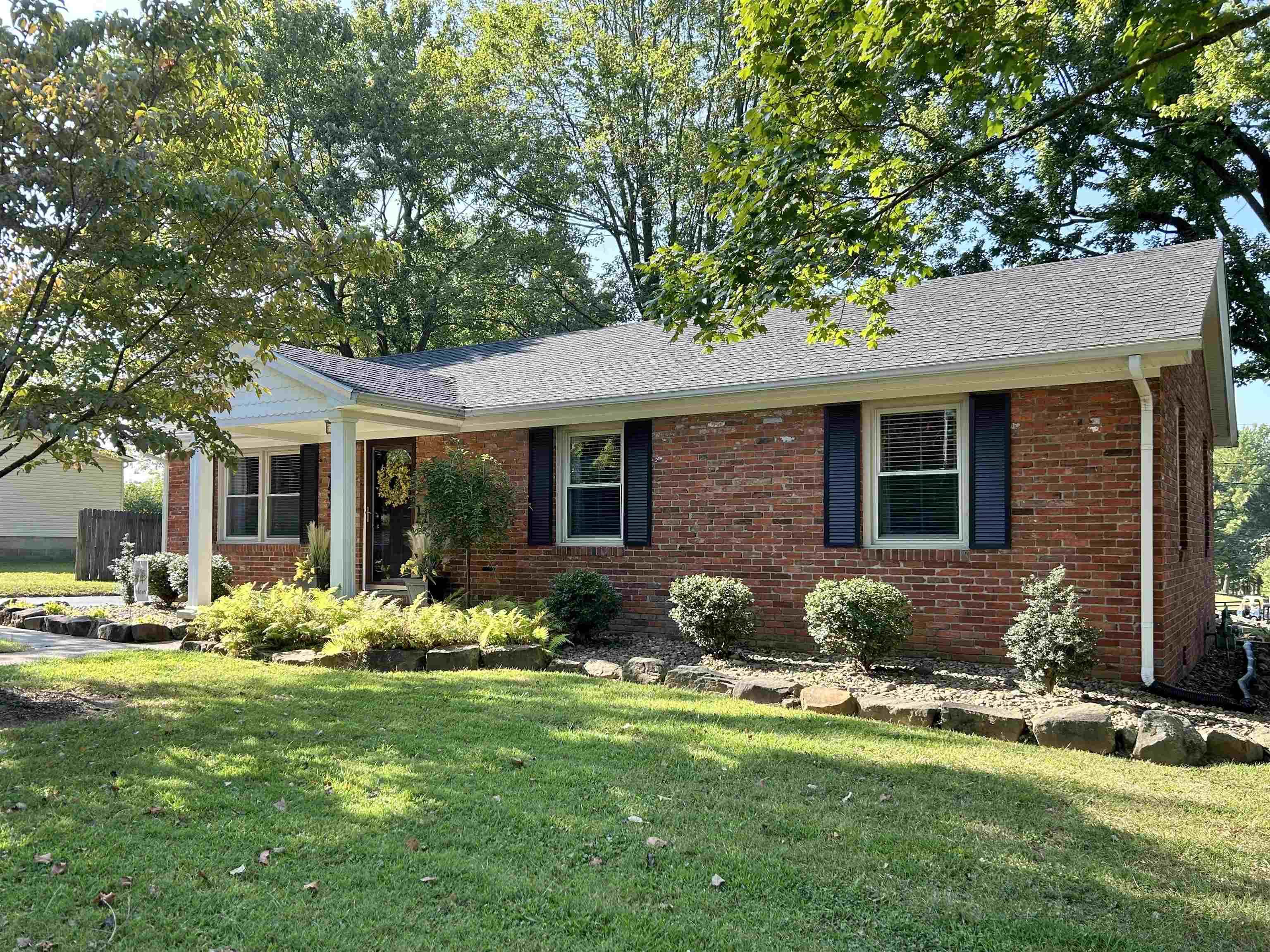 4634 Philpot Heights, Philpot, Kentucky 42366, 3 Bedrooms Bedrooms, ,1 BathroomBathrooms,Single Family Residence,For Sale,Philpot Heights,90654