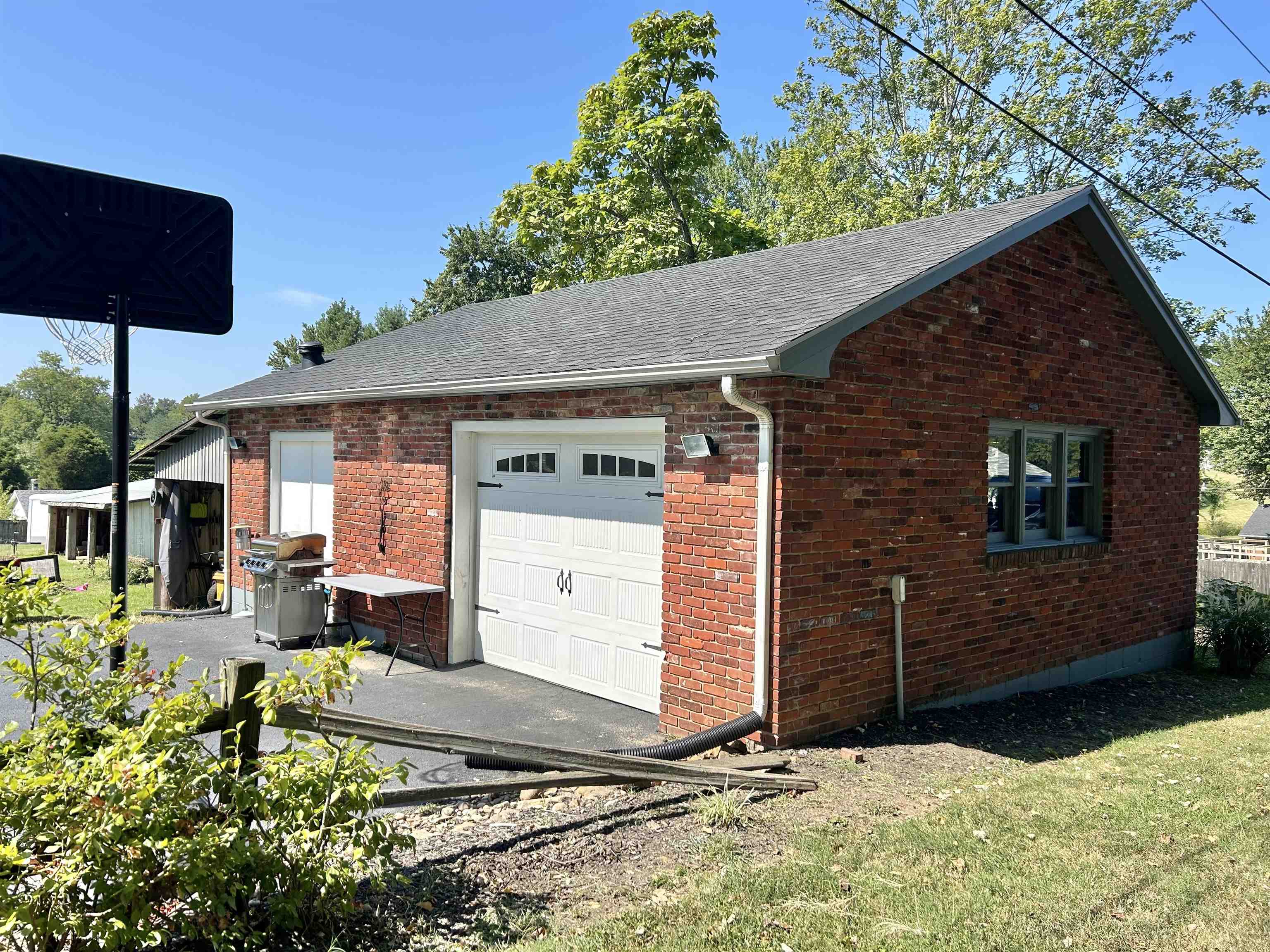 4634 Philpot Heights, Philpot, Kentucky 42366, 3 Bedrooms Bedrooms, ,1 BathroomBathrooms,Single Family Residence,For Sale,Philpot Heights,90654