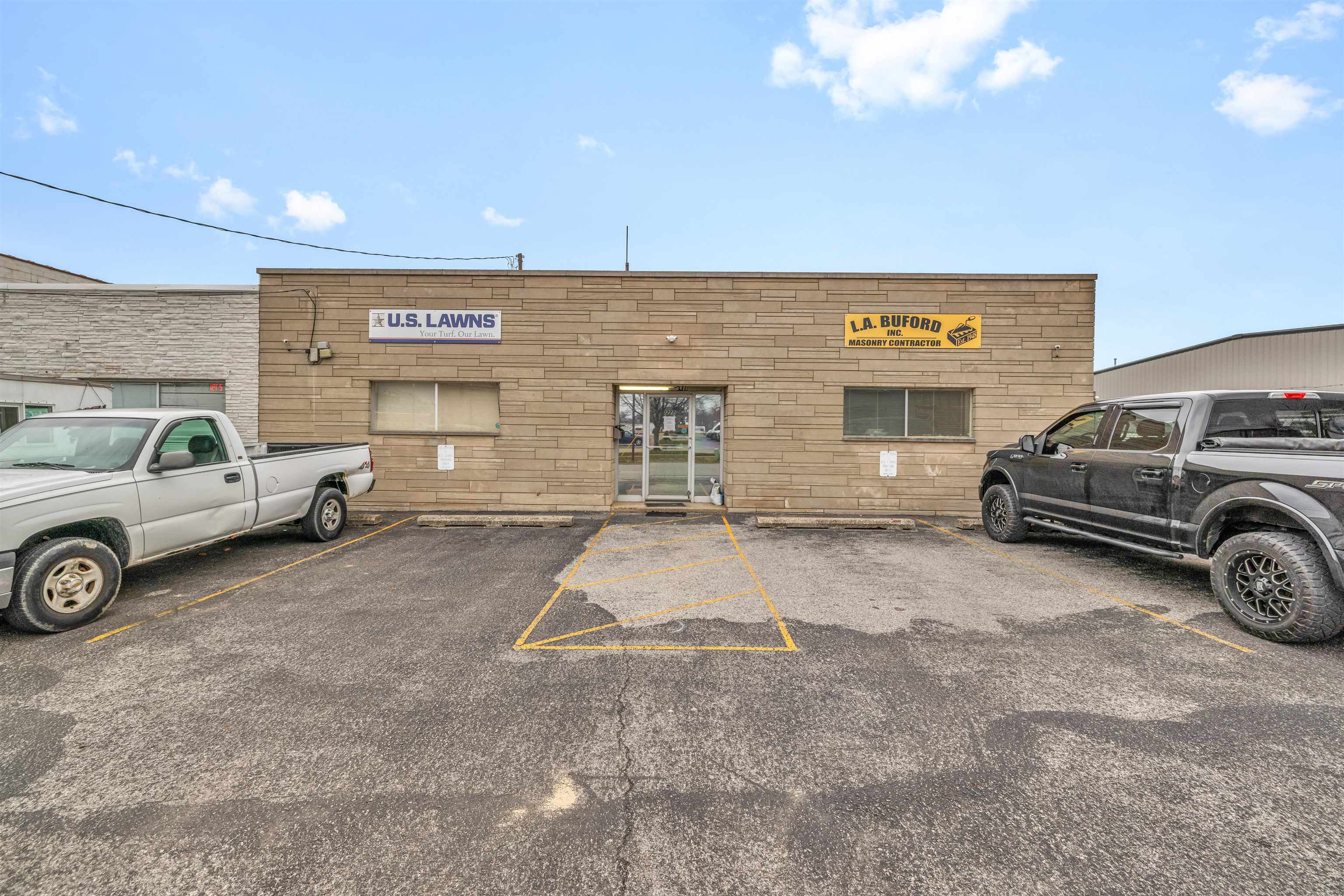 1227 Moseley Street, Owensboro, Kentucky 42303, ,Mixed Use,For Sale,Moseley Street,90656
