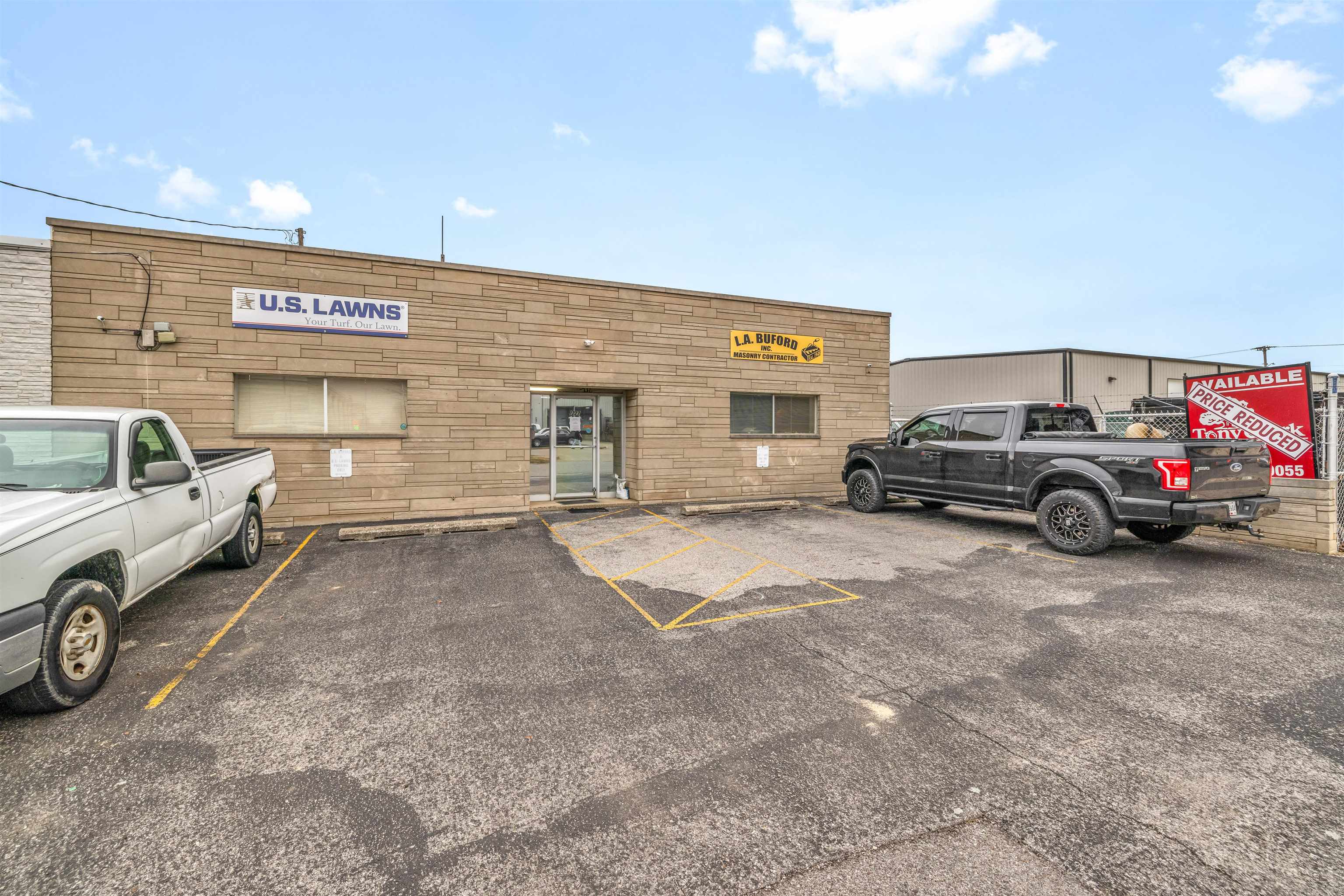 1227 Moseley Street, Owensboro, Kentucky 42303, ,Mixed Use,For Sale,Moseley Street,90656