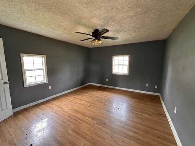 1355 Meadowlane Dr, Lewisport, Kentucky 42351, 4 Bedrooms Bedrooms, ,1 BathroomBathrooms,Single Family Residence,For Sale,Meadowlane Dr,90657