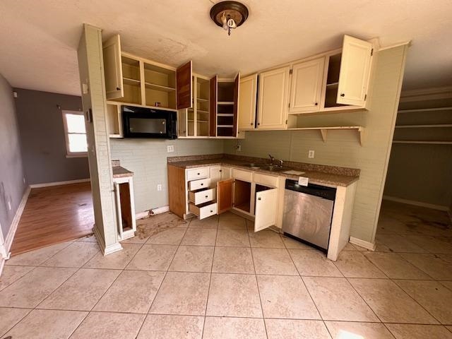 1355 Meadowlane Dr, Lewisport, Kentucky 42351, 4 Bedrooms Bedrooms, ,1 BathroomBathrooms,Single Family Residence,For Sale,Meadowlane Dr,90657