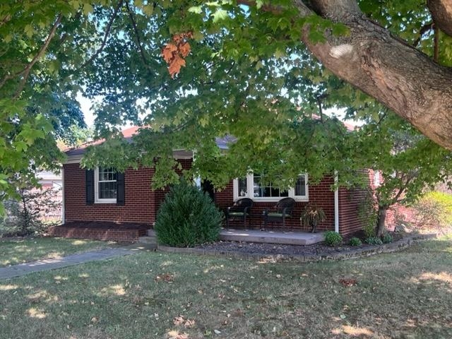 755 Canterbury Road, Owensboro, Kentucky 42303, 2 Bedrooms Bedrooms, ,2 BathroomsBathrooms,Single Family Residence,For Sale,Canterbury Road,90662