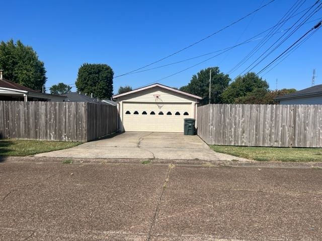 755 Canterbury Road, Owensboro, Kentucky 42303, 2 Bedrooms Bedrooms, ,2 BathroomsBathrooms,Single Family Residence,For Sale,Canterbury Road,90662