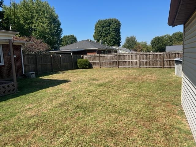 755 Canterbury Road, Owensboro, Kentucky 42303, 2 Bedrooms Bedrooms, ,2 BathroomsBathrooms,Single Family Residence,For Sale,Canterbury Road,90662