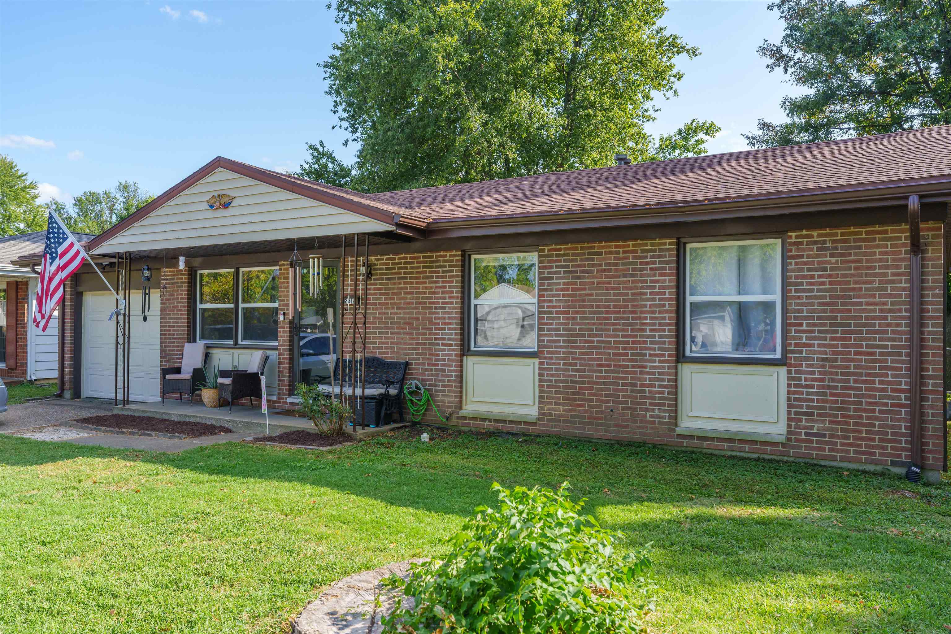 2814 Flamingo, Owensboro, Kentucky 42301, 3 Bedrooms Bedrooms, ,1 BathroomBathrooms,Single Family Residence,For Sale,Flamingo,90664