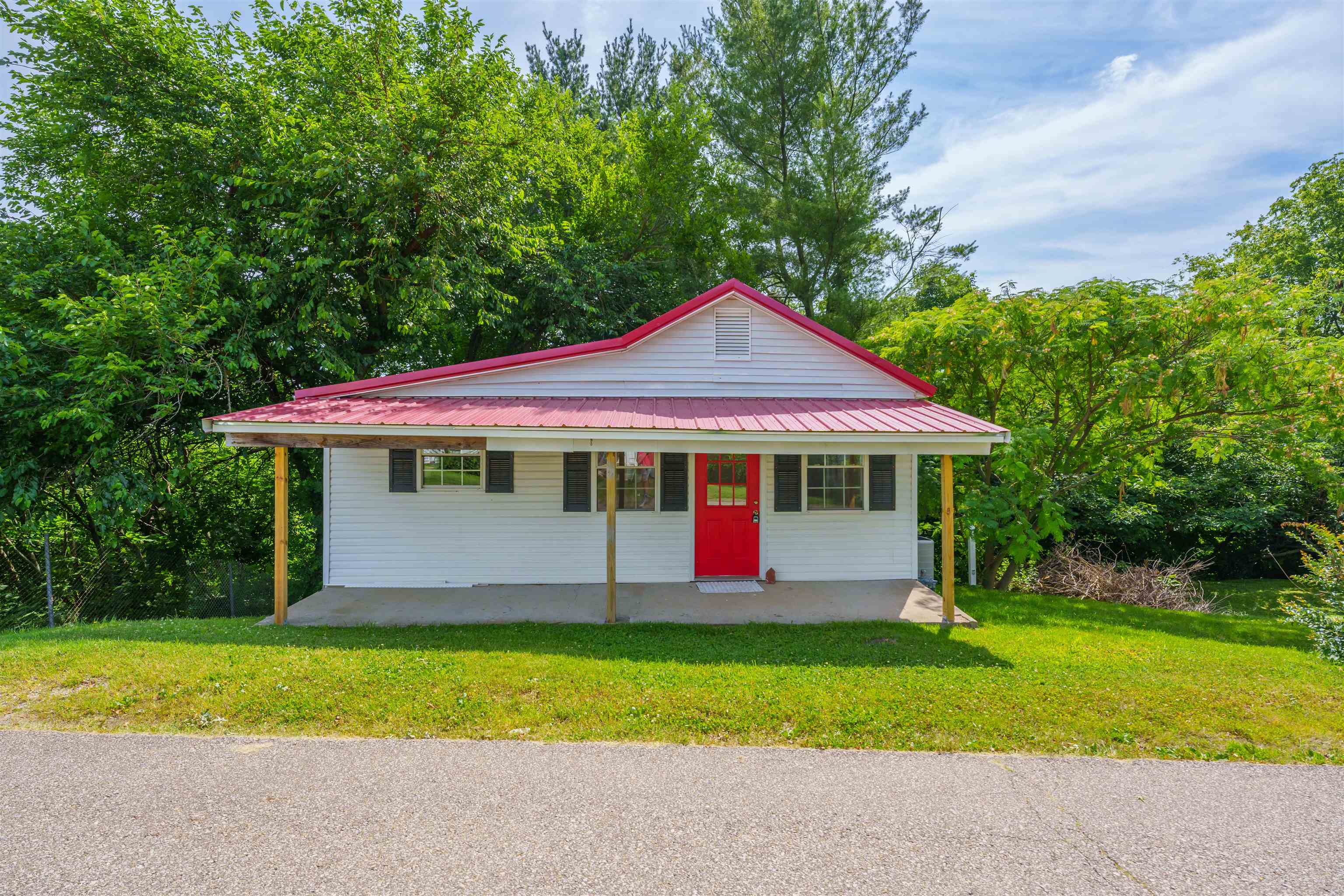 6875 Old Henderson Spottsville Road, Spottsville, Kentucky 42458, 1 Bedroom Bedrooms, ,1 BathroomBathrooms,Single Family Residence,For Sale,Old Henderson Spottsville Road,90665
