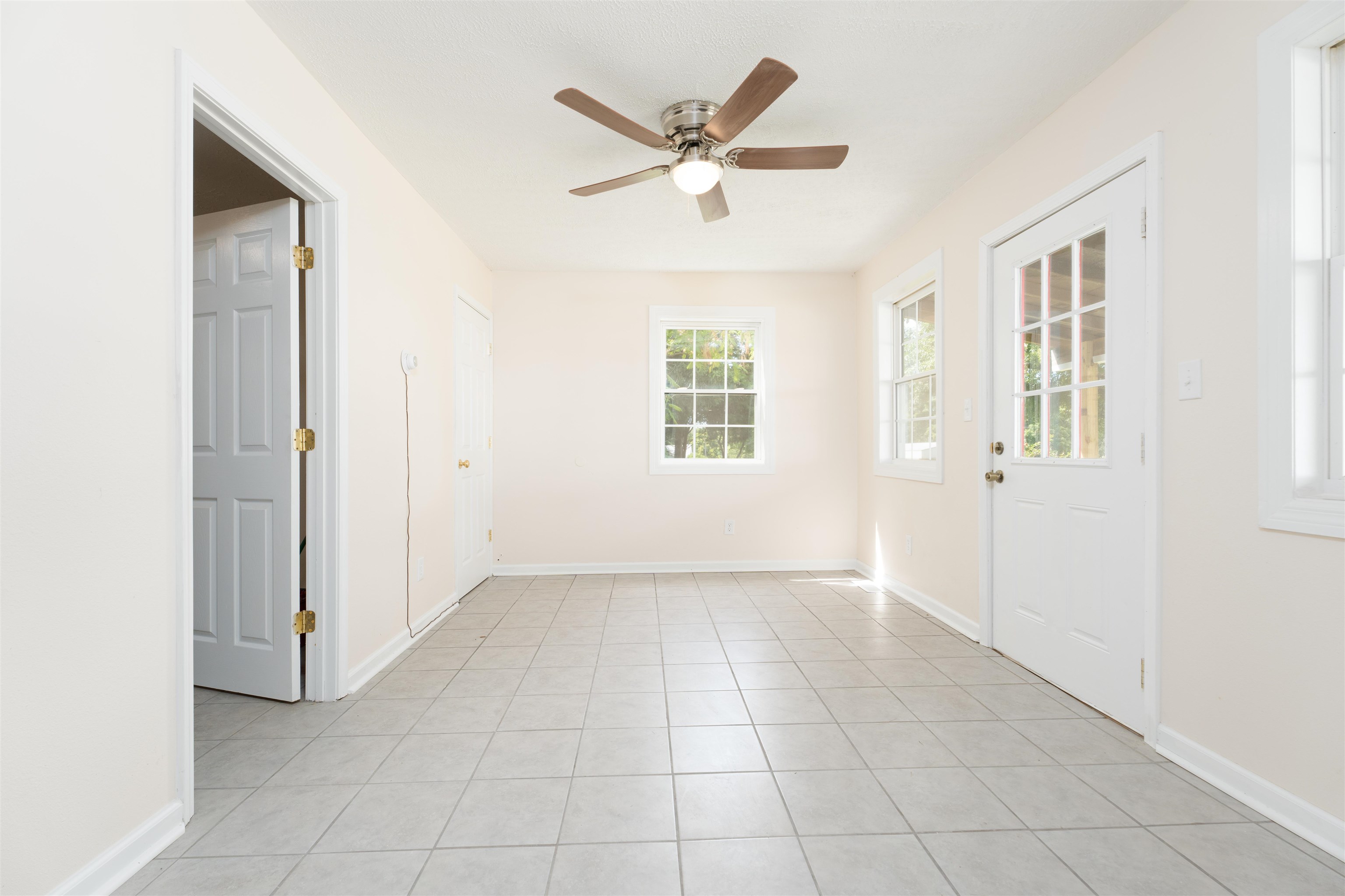 6875 Old Henderson Spottsville Road, Spottsville, Kentucky 42458, 1 Bedroom Bedrooms, ,1 BathroomBathrooms,Single Family Residence,For Sale,Old Henderson Spottsville Road,90665