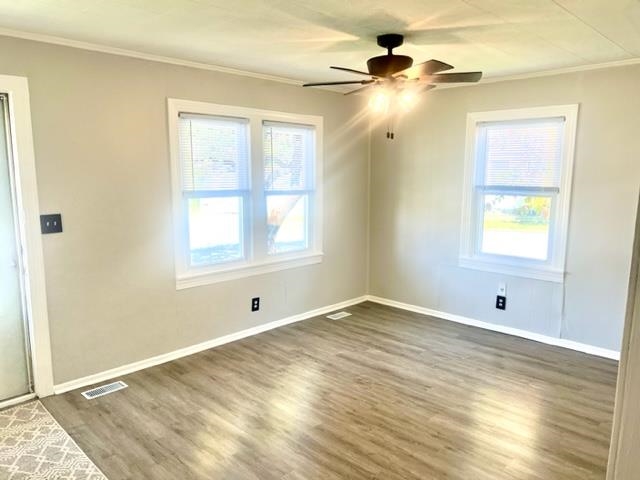 1852 Chesterfield Drive, Owensboro, Kentucky 42301, 2 Bedrooms Bedrooms, ,1 BathroomBathrooms,Single Family Residence,For Sale,Chesterfield Drive,90669