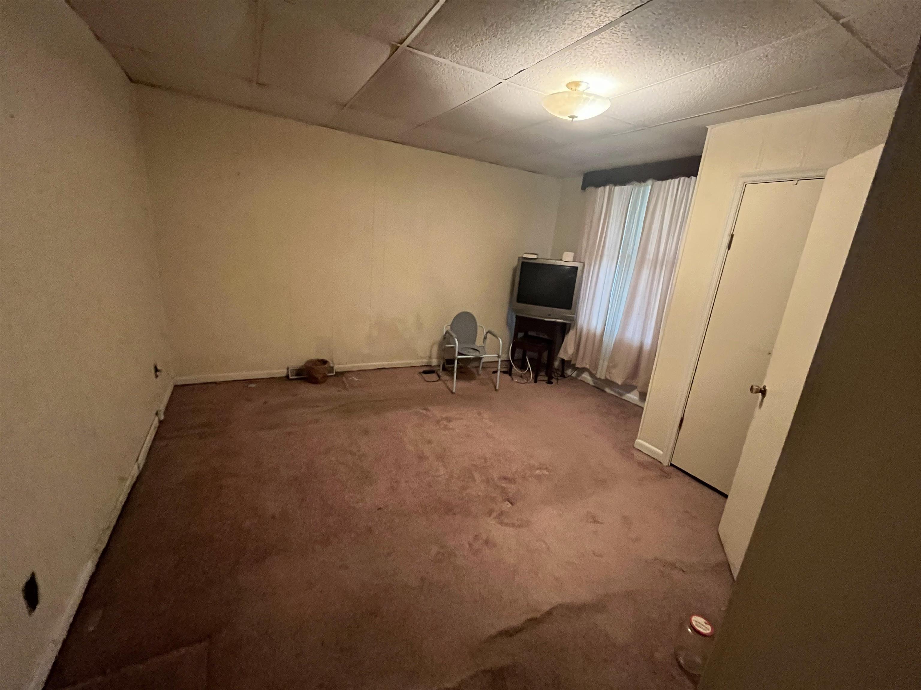 819 11th Street, Owensboro, Kentucky 42301, 2 Bedrooms Bedrooms, ,1 BathroomBathrooms,Single Family Residence,For Sale,11th Street,90672