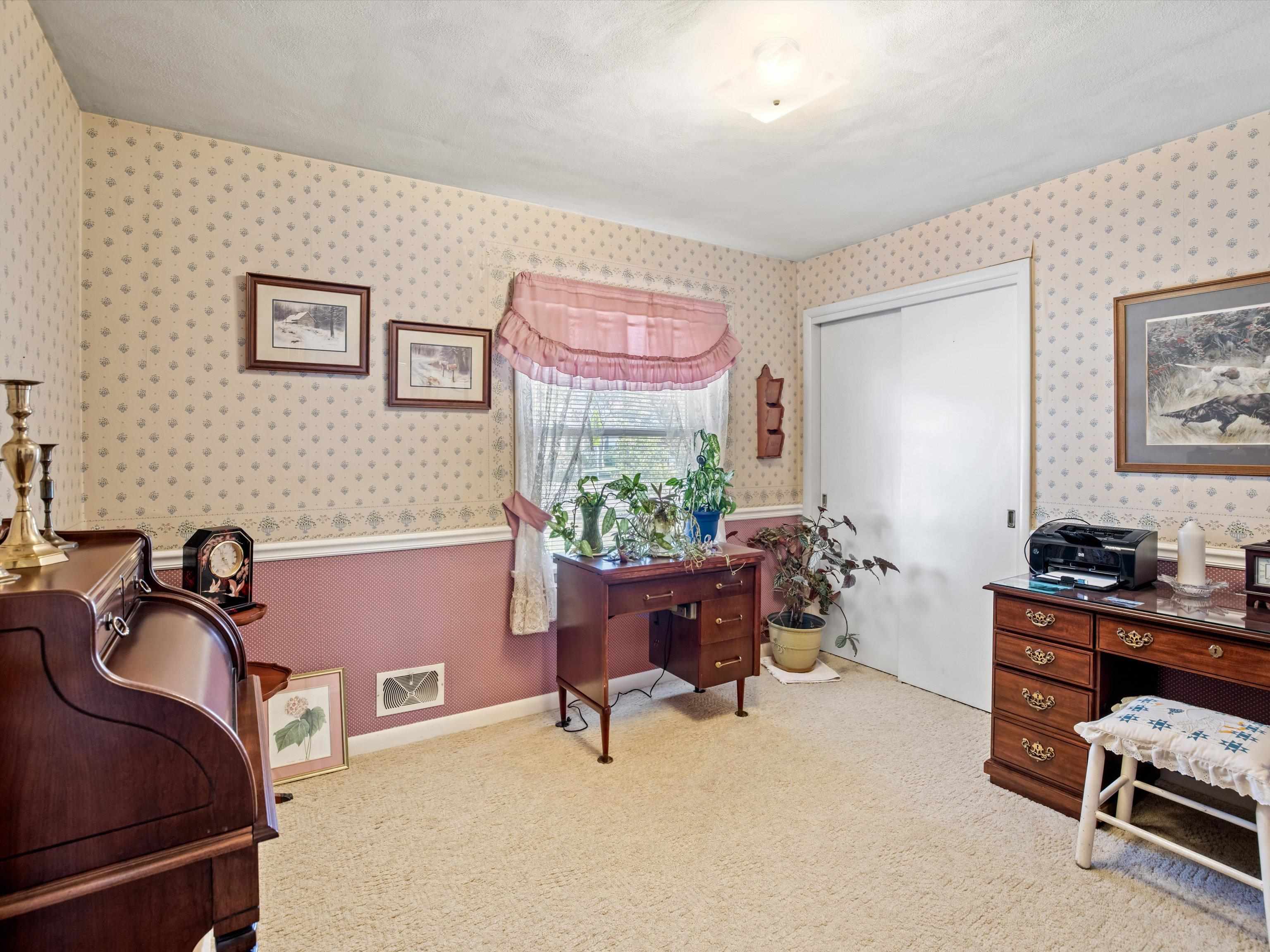 1920 Lewis Lane, Owensboro, Kentucky 42301, 3 Bedrooms Bedrooms, ,2 BathroomsBathrooms,Single Family Residence,For Sale,Lewis Lane,90673