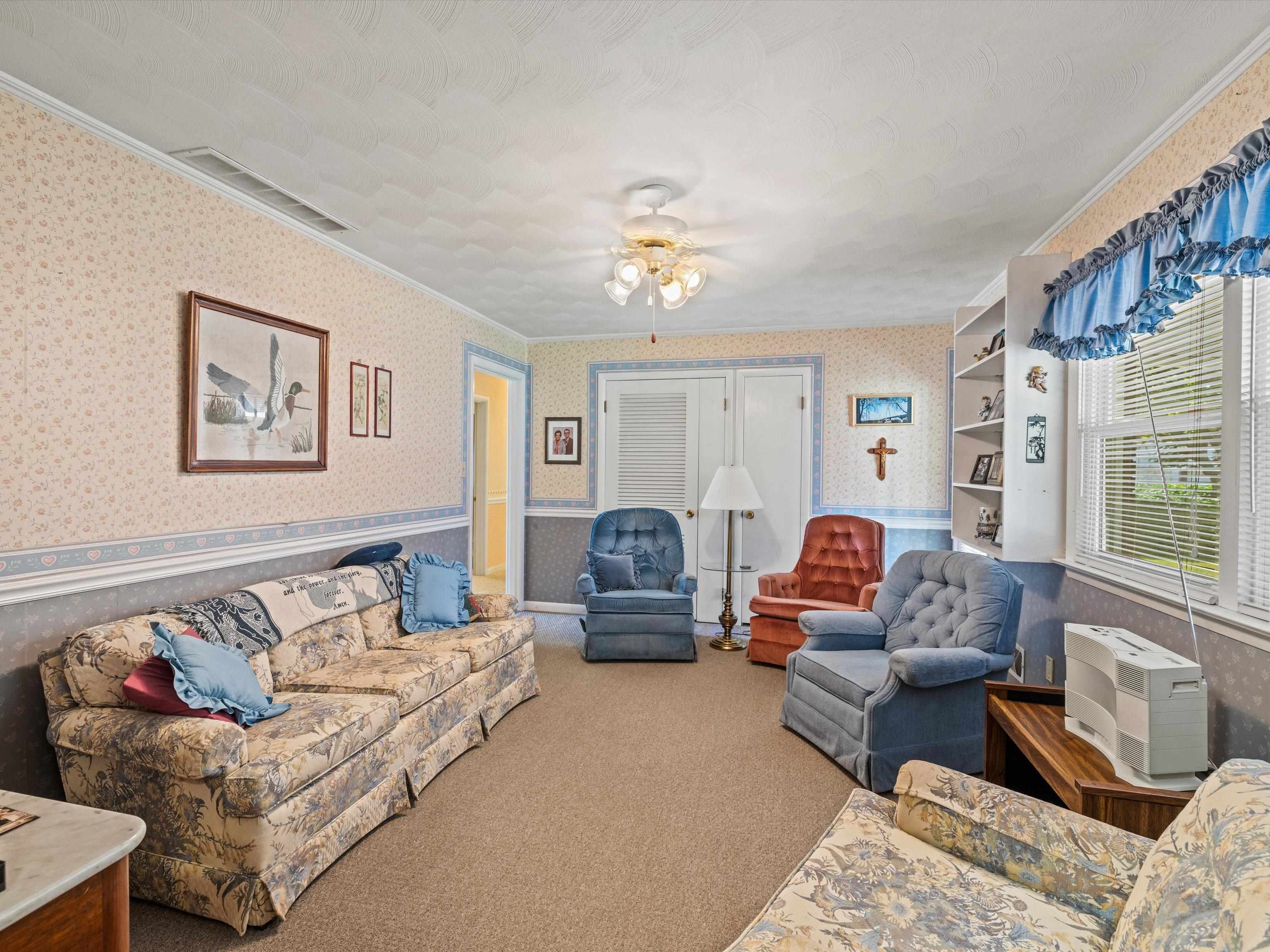 1920 Lewis Lane, Owensboro, Kentucky 42301, 3 Bedrooms Bedrooms, ,2 BathroomsBathrooms,Single Family Residence,For Sale,Lewis Lane,90673