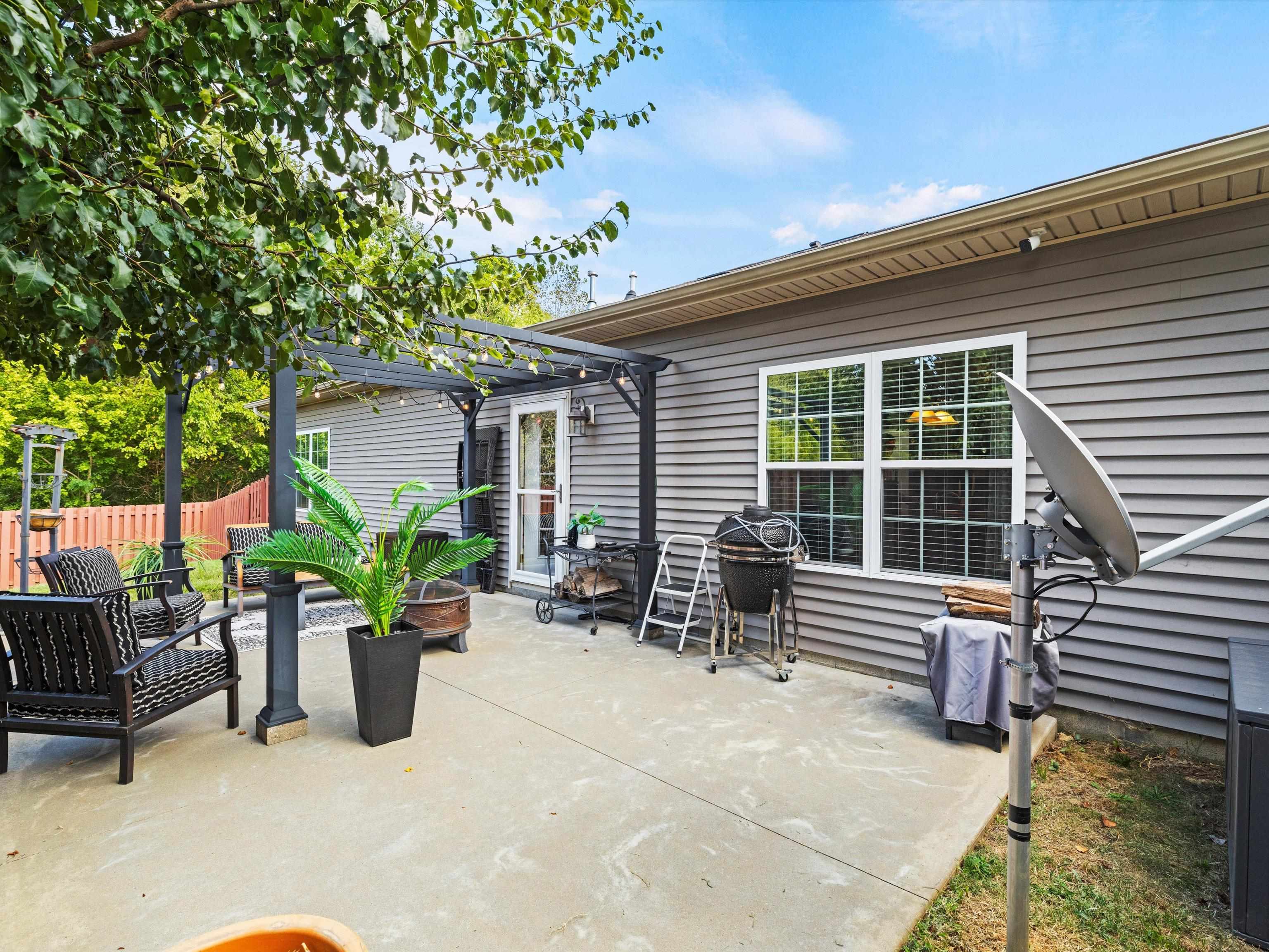 5127 Opal Ct, Owensboro, Kentucky 42303, 3 Bedrooms Bedrooms, ,2 BathroomsBathrooms,Single Family Residence,For Sale,Opal Ct,90675