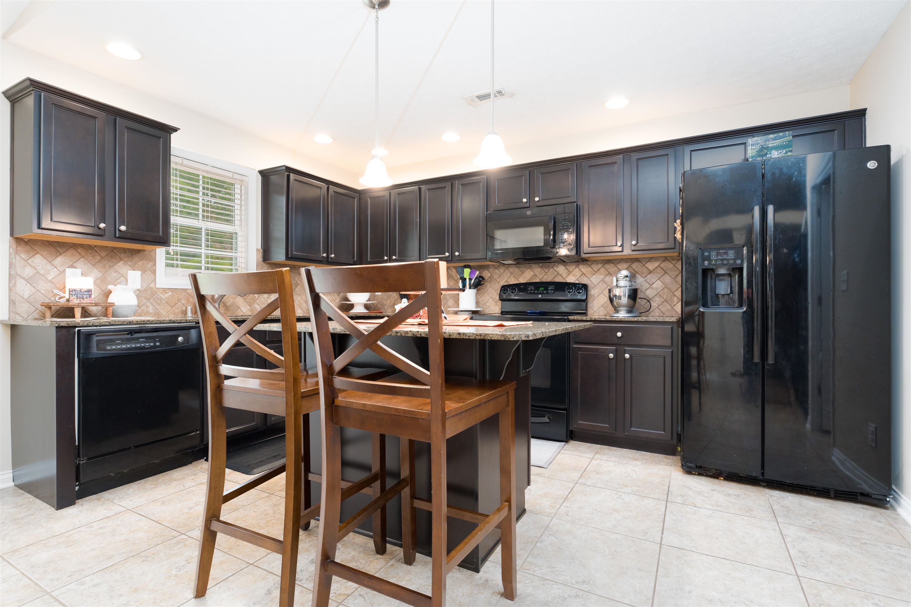 2720 High Pass Pt., Owensboro, Kentucky 42303, 3 Bedrooms Bedrooms, ,2 BathroomsBathrooms,Single Family Residence,For Sale,High Pass Pt.,90677