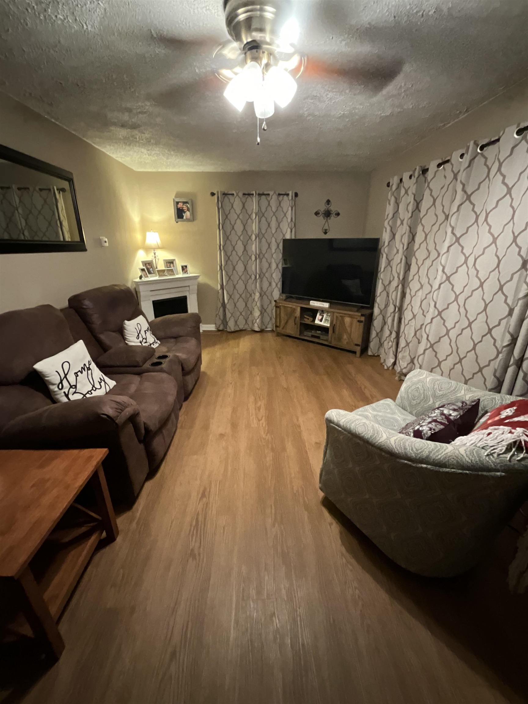 5011 Grandview Drive, Owensboro, Kentucky 42303, 2 Bedrooms Bedrooms, ,1 BathroomBathrooms,Single Family Residence,For Sale,Grandview Drive,90681