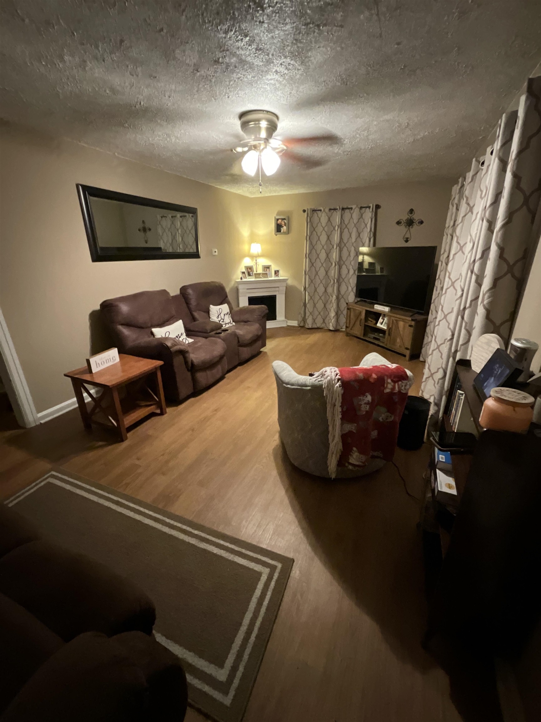 5011 Grandview Drive, Owensboro, Kentucky 42303, 2 Bedrooms Bedrooms, ,1 BathroomBathrooms,Single Family Residence,For Sale,Grandview Drive,90681