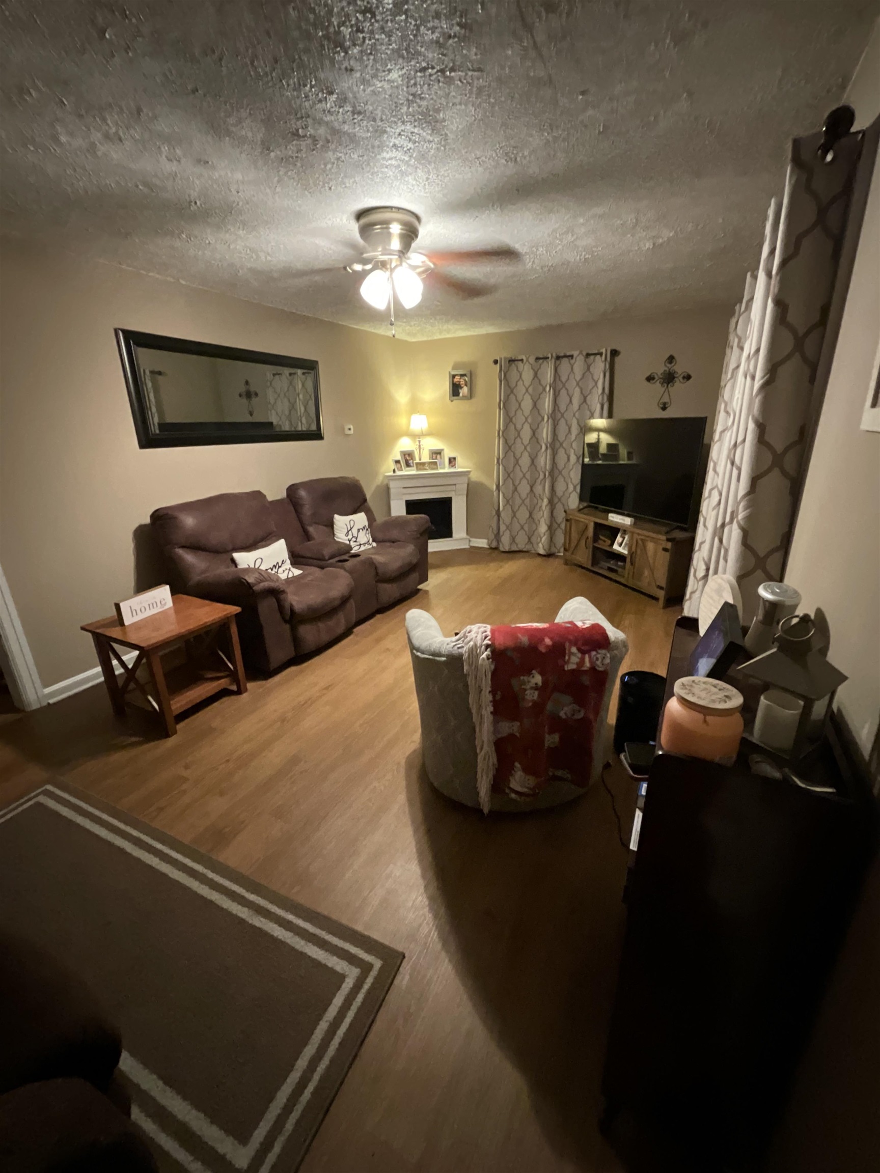5011 Grandview Drive, Owensboro, Kentucky 42303, 2 Bedrooms Bedrooms, ,1 BathroomBathrooms,Single Family Residence,For Sale,Grandview Drive,90681